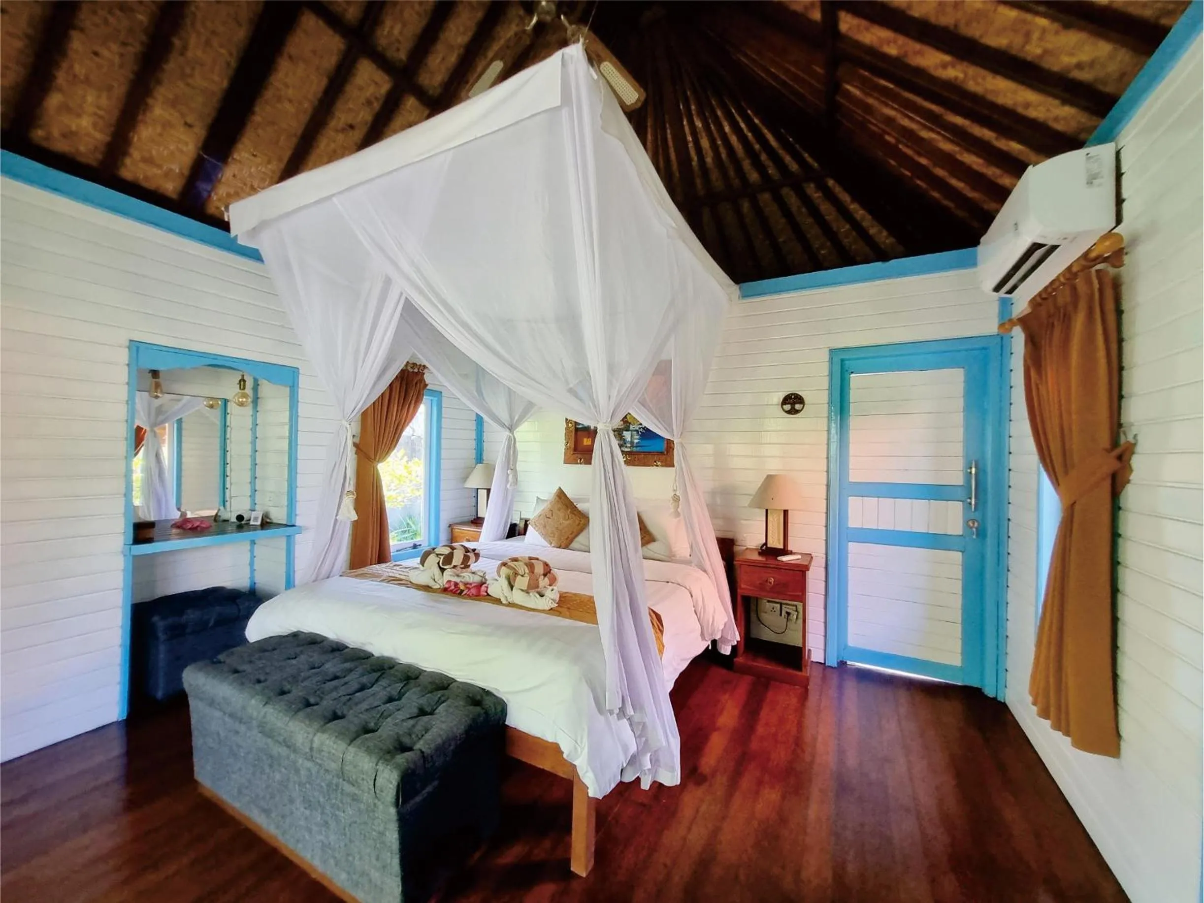 View (from property/room), Bed in The Akah Cottage