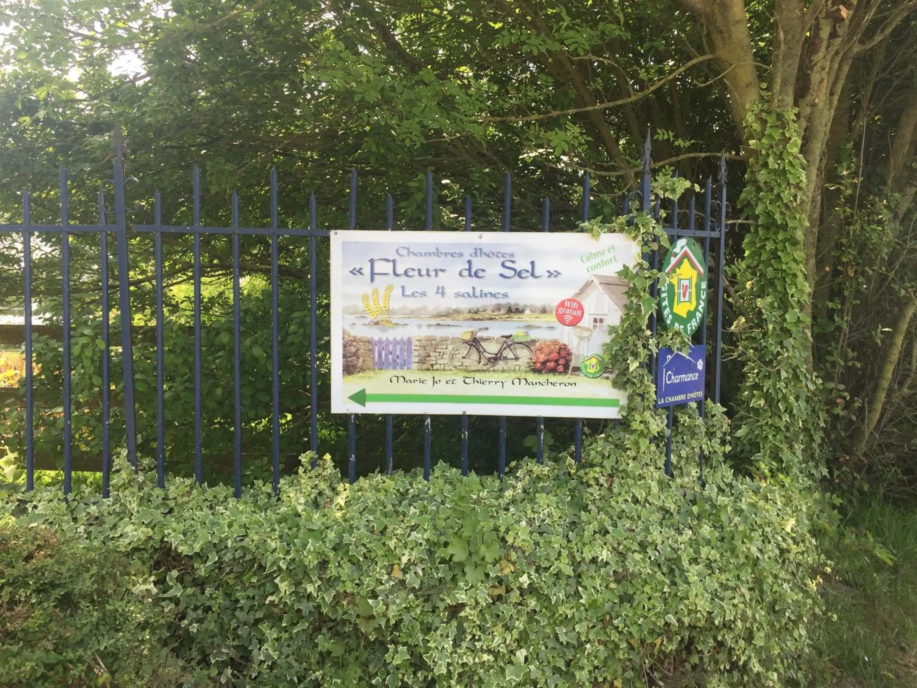 Property logo or sign in Chambres d'Hôtes Fleur de Sel