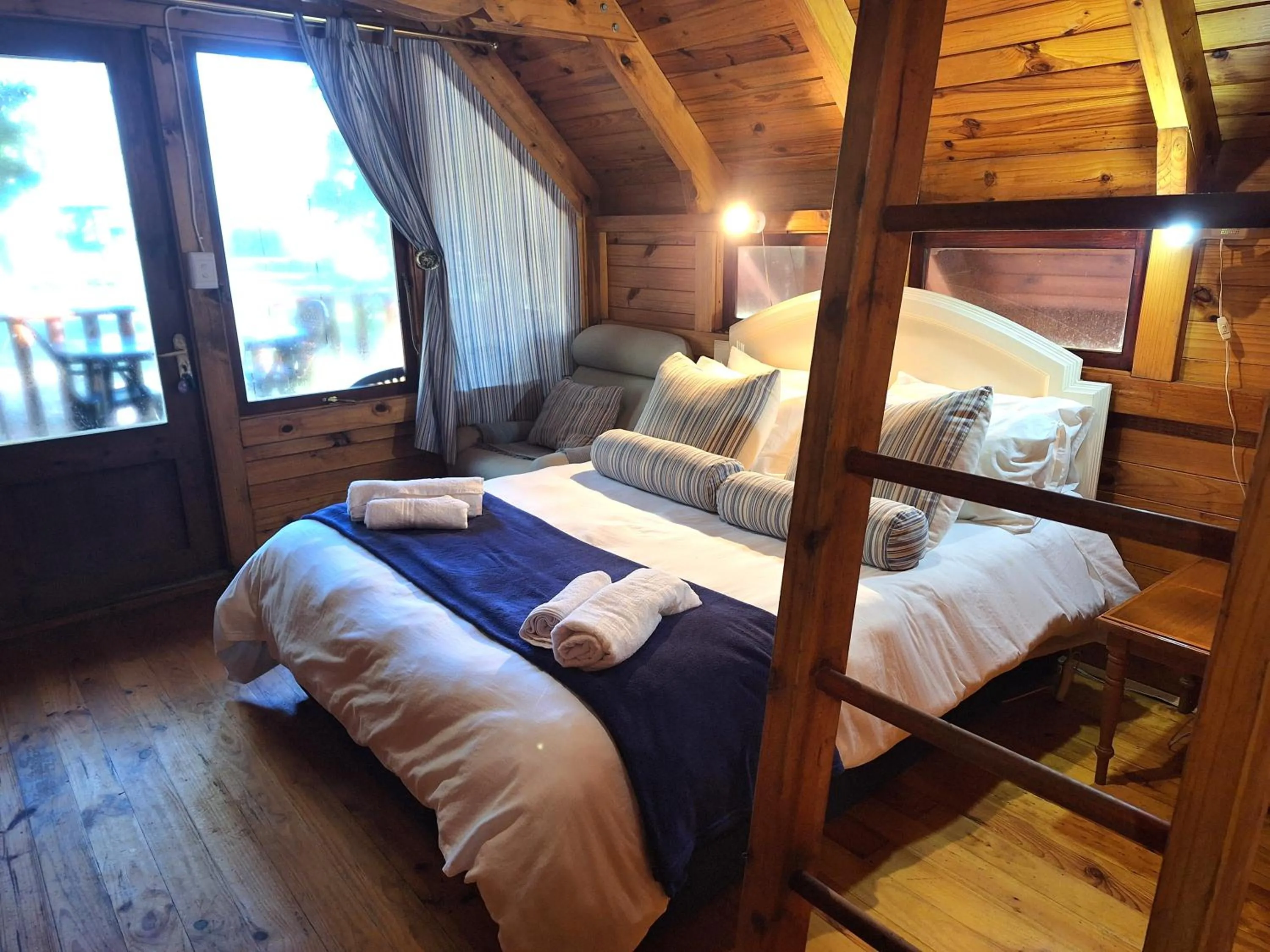 Bed in Plett Forest Cabins