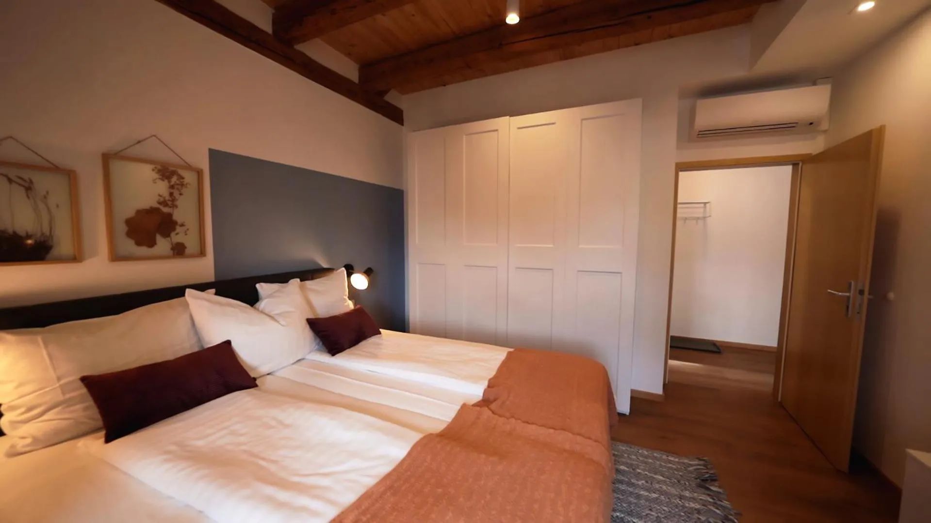 Bed in Hotel Johannishof