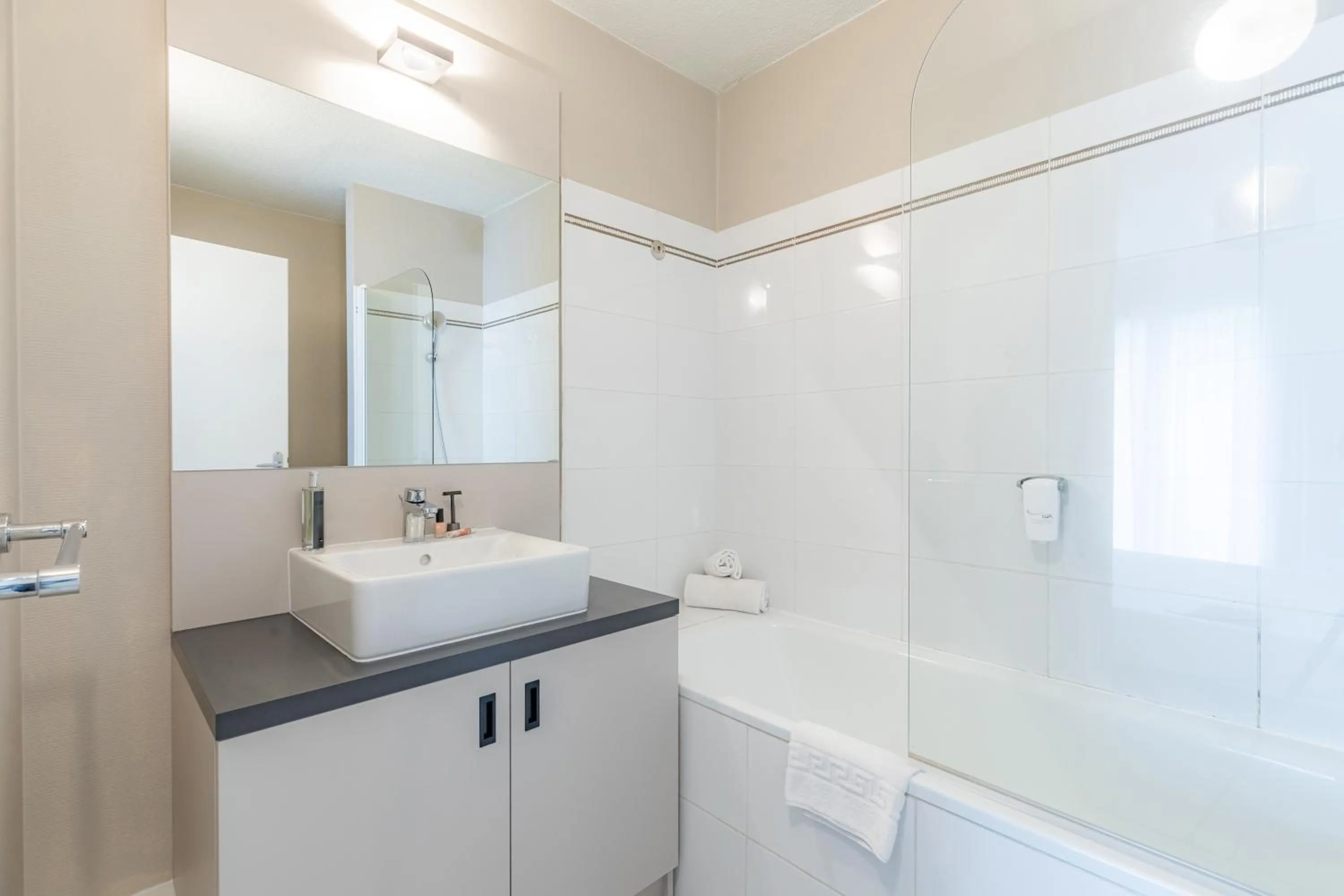 Bathroom in Appart'City Classic Bordeaux Aéroport St Jean D'Illac