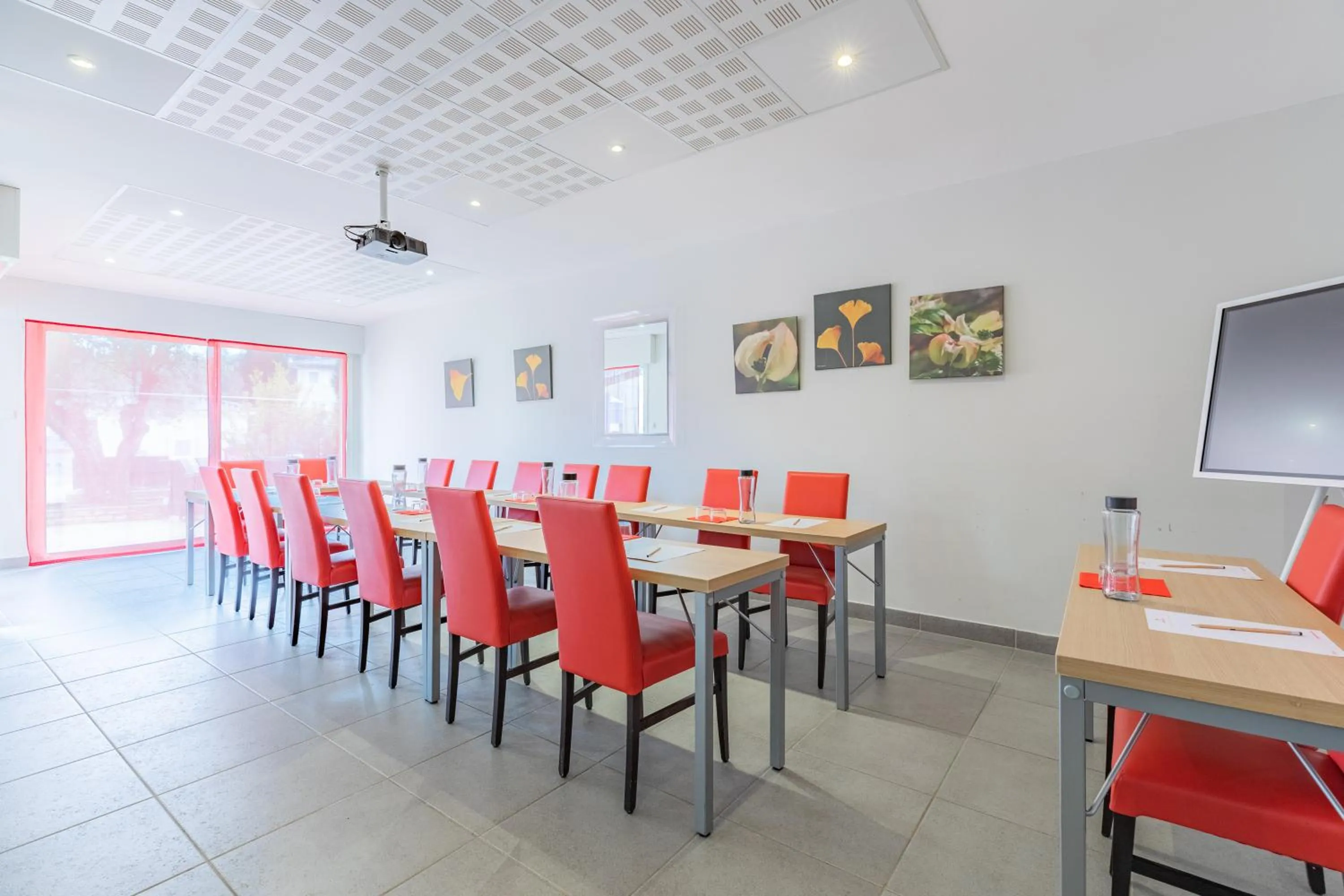 Meeting/conference room in Appart'City Classic Bordeaux Aéroport St Jean D'Illac