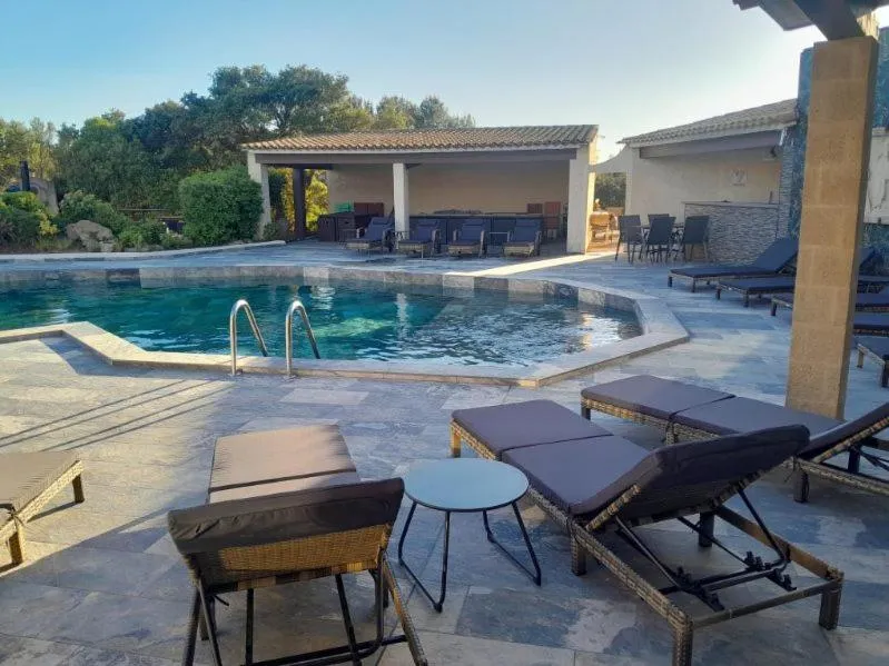 Le Devem De Mirapier