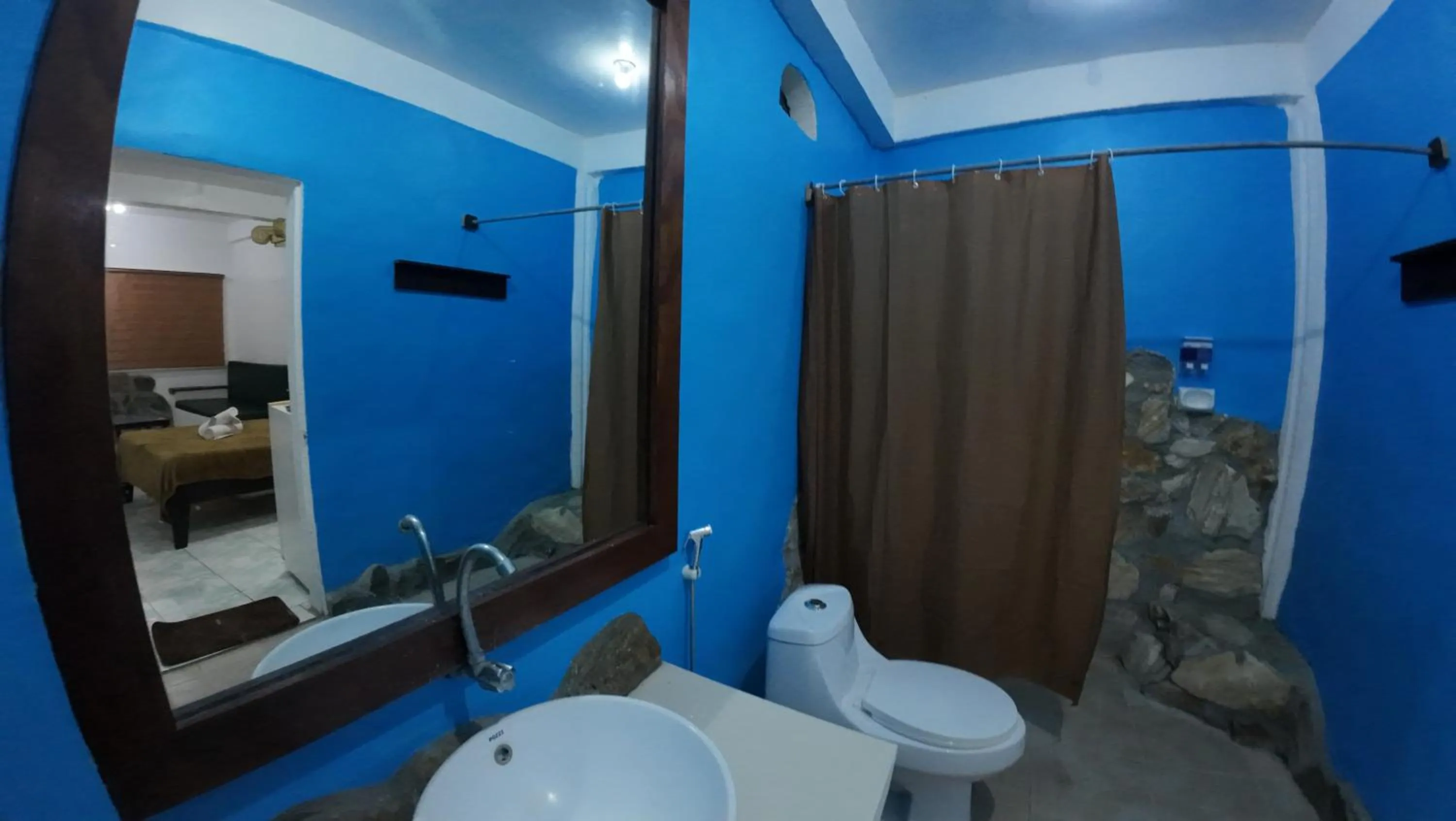 Shower in Dream Hill Condos & Spa