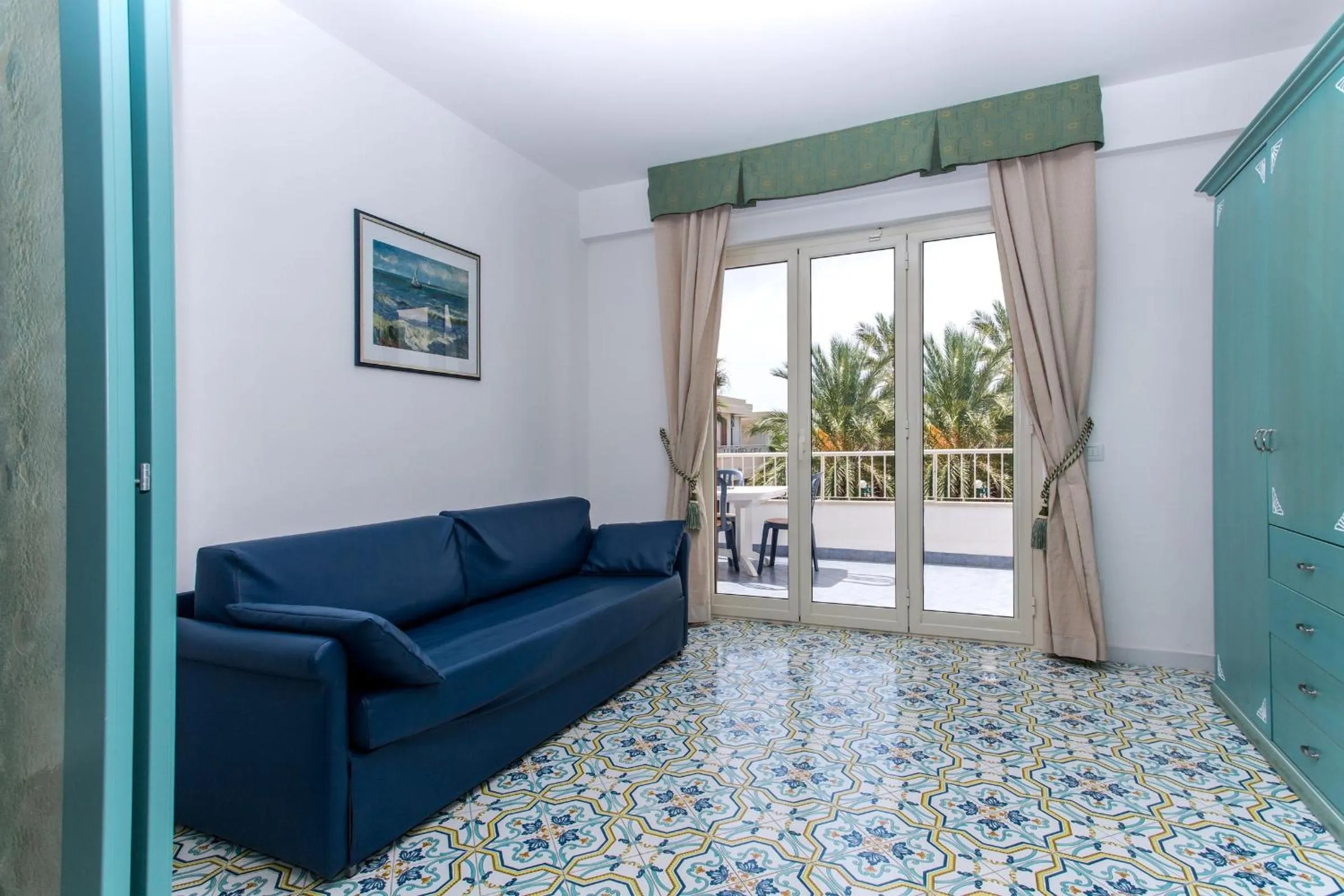 Dining area in Club Residence La Castellana Mare