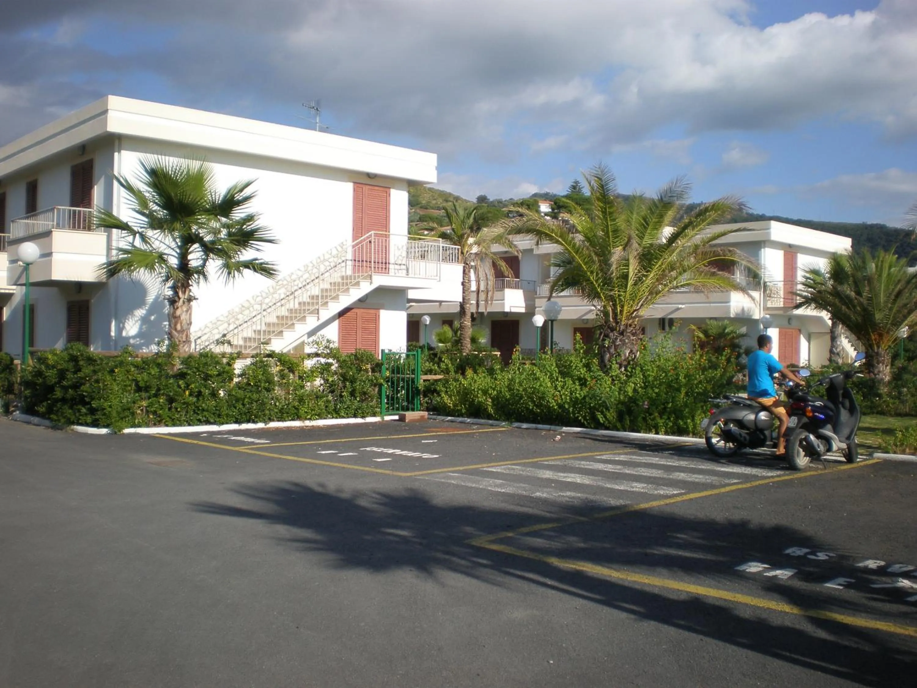 On site in Club Residence La Castellana Mare