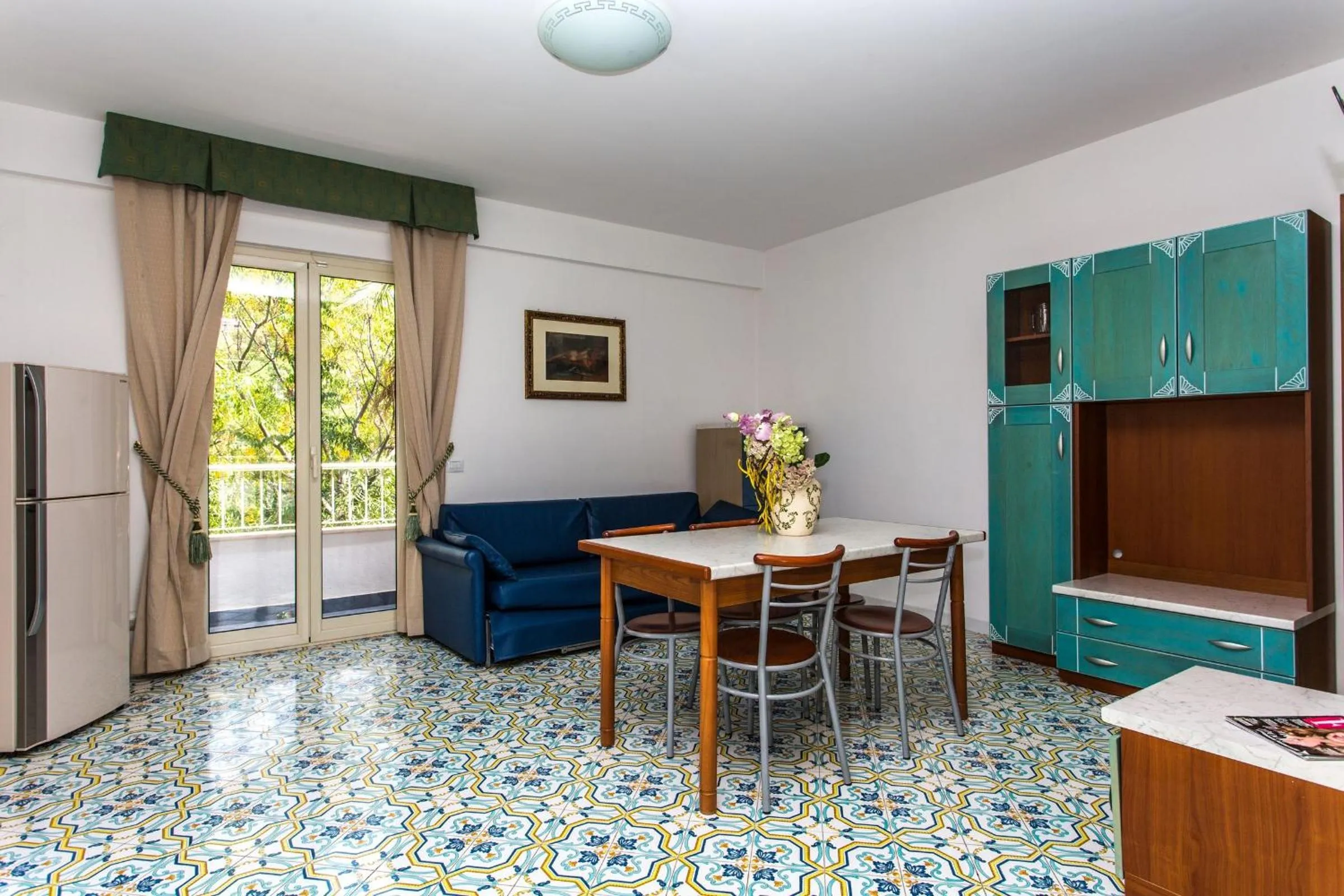 Kitchen or kitchenette in Club Residence La Castellana Mare