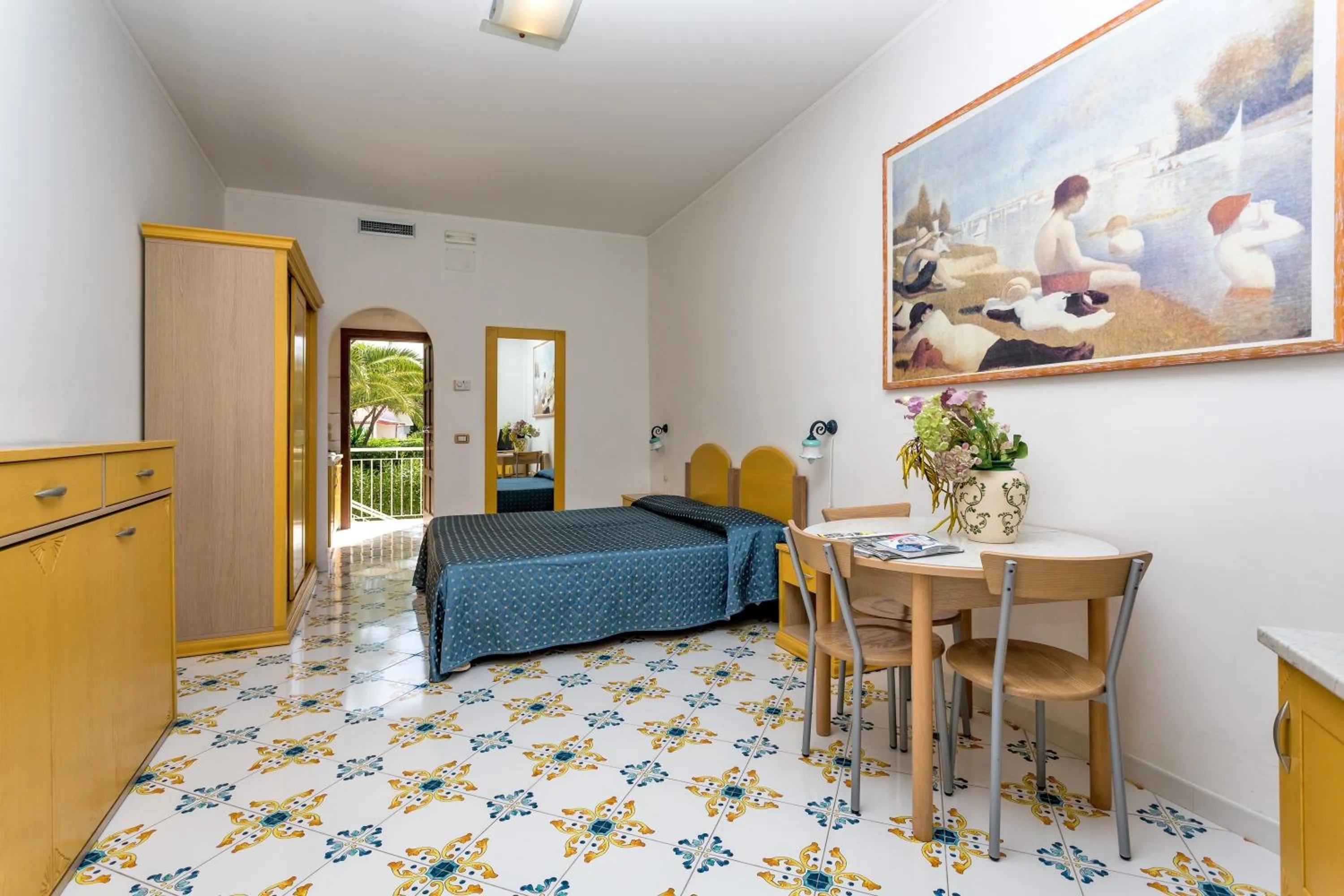 Kitchen or kitchenette in Club Residence La Castellana Mare