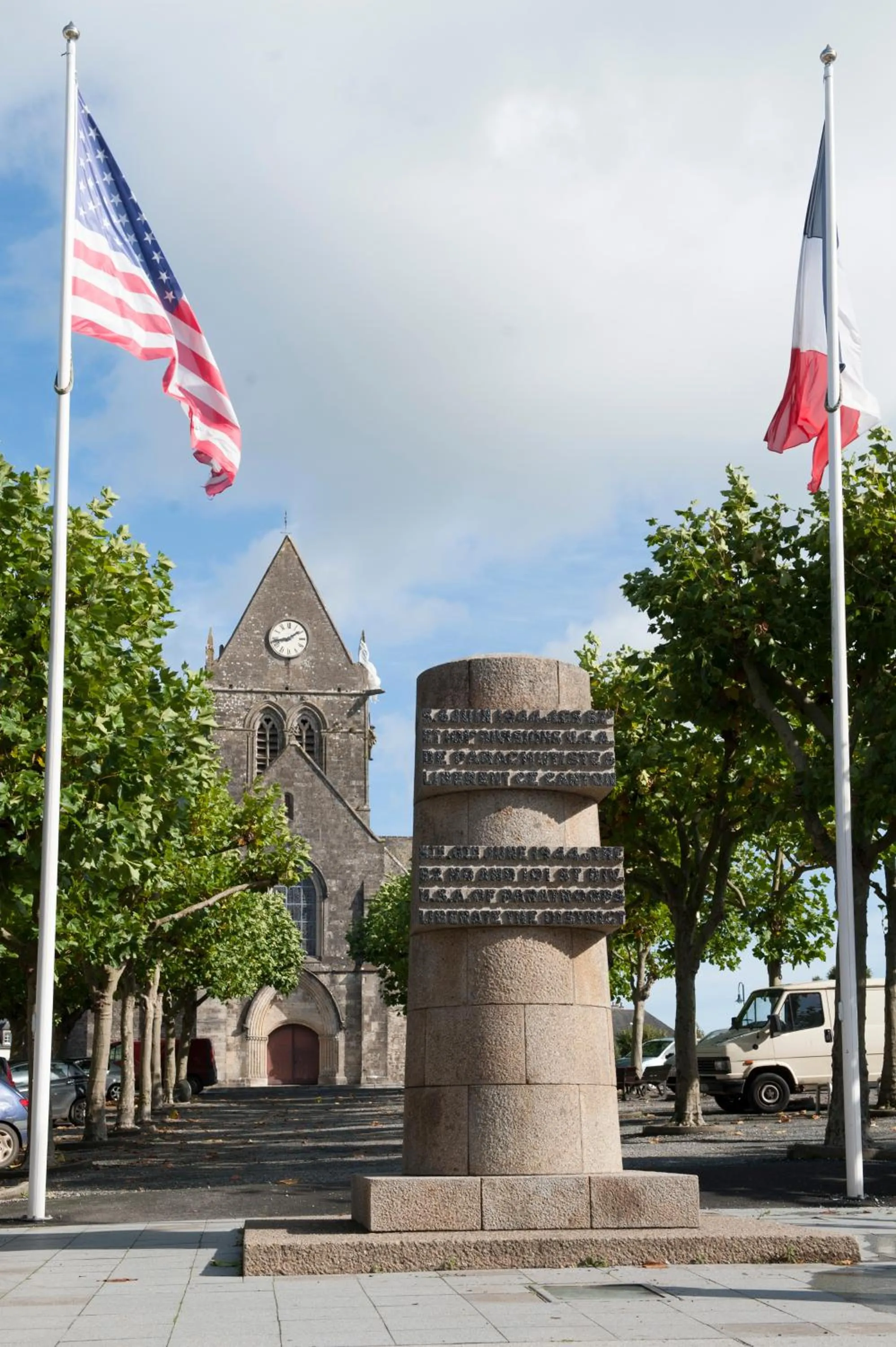 Area and facilities in Logis Hôtel Restaurant Le Sainte Mère