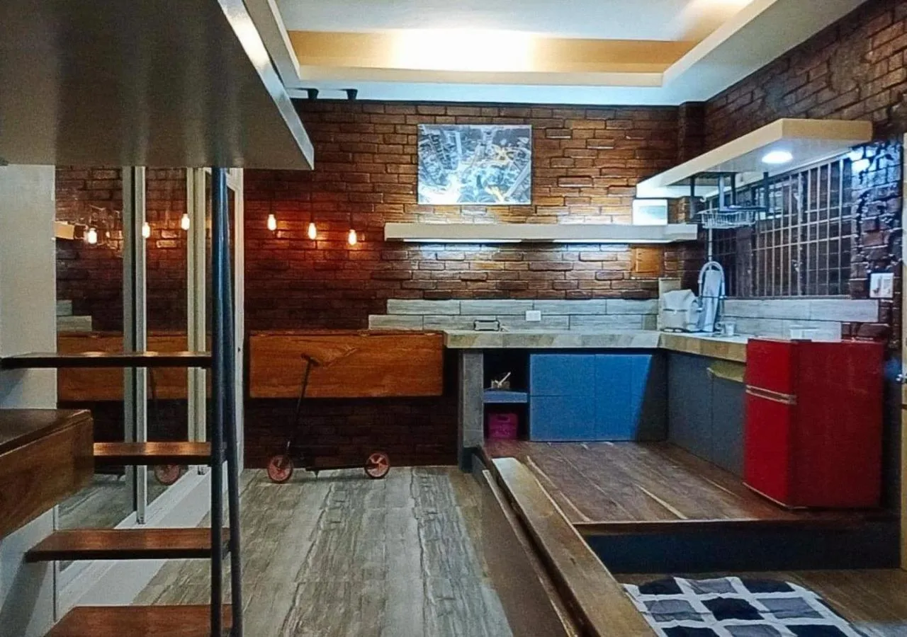 Bedroom, Kitchen/Kitchenette in RedDoorz near SGM Condotel Villa Beach Iloilo