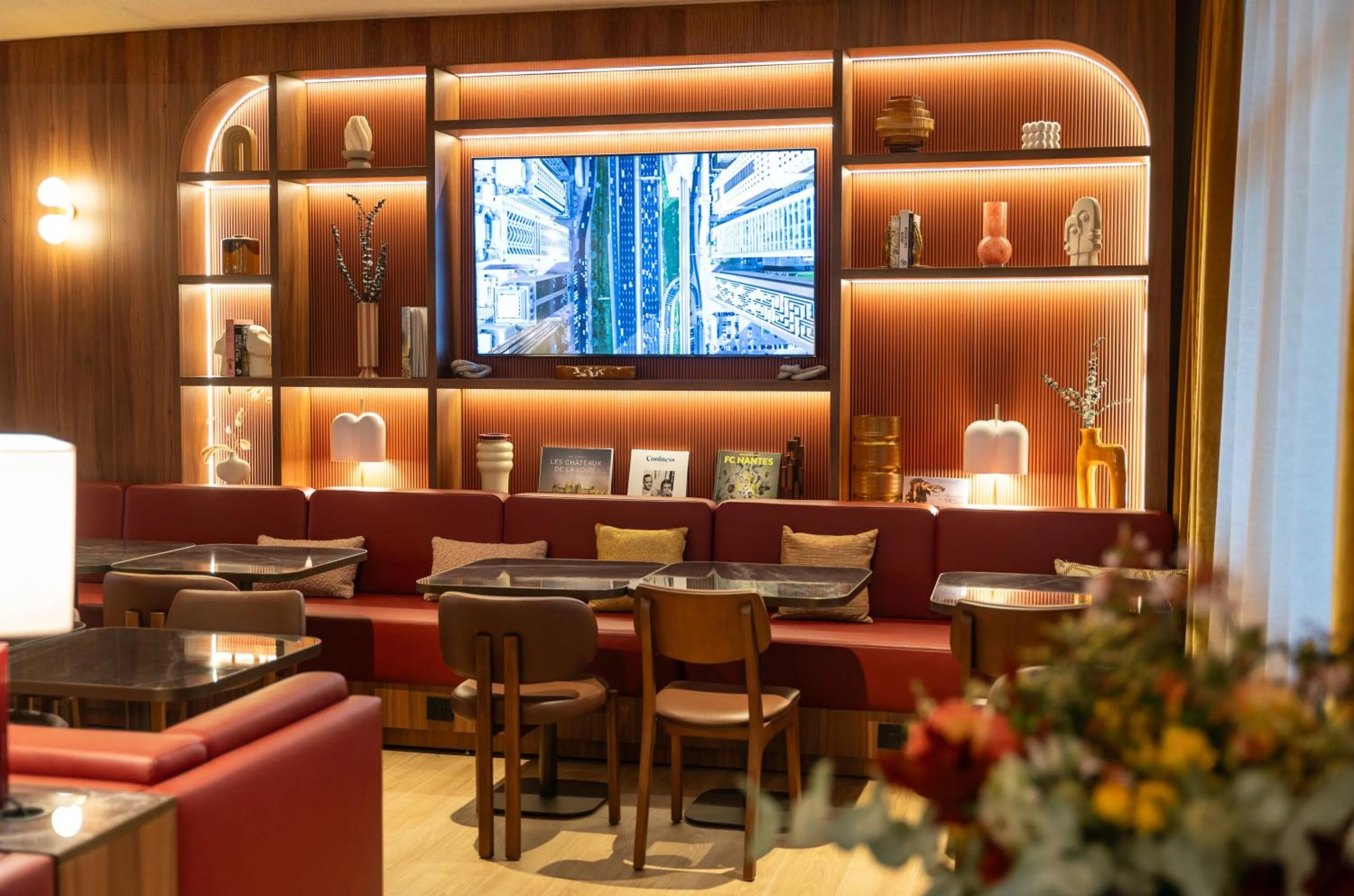 Seating area in Novotel Nantes Centre Bord de Loire