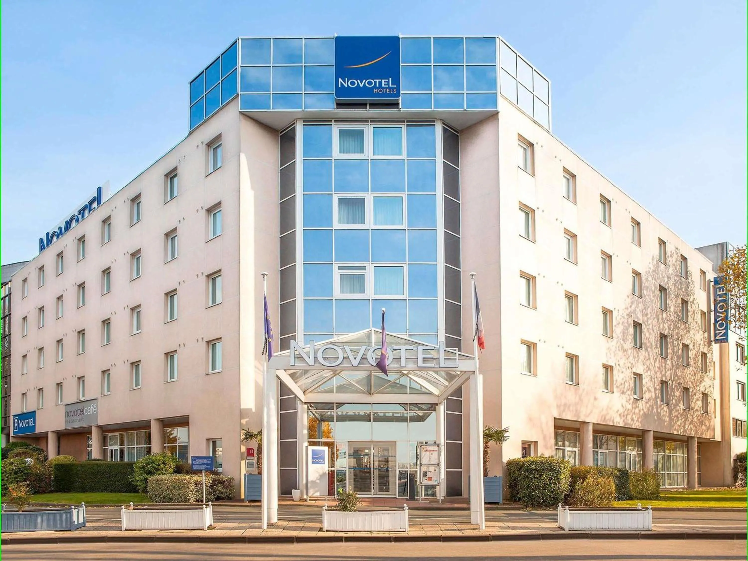 Property building in Novotel Nantes Centre Bord de Loire