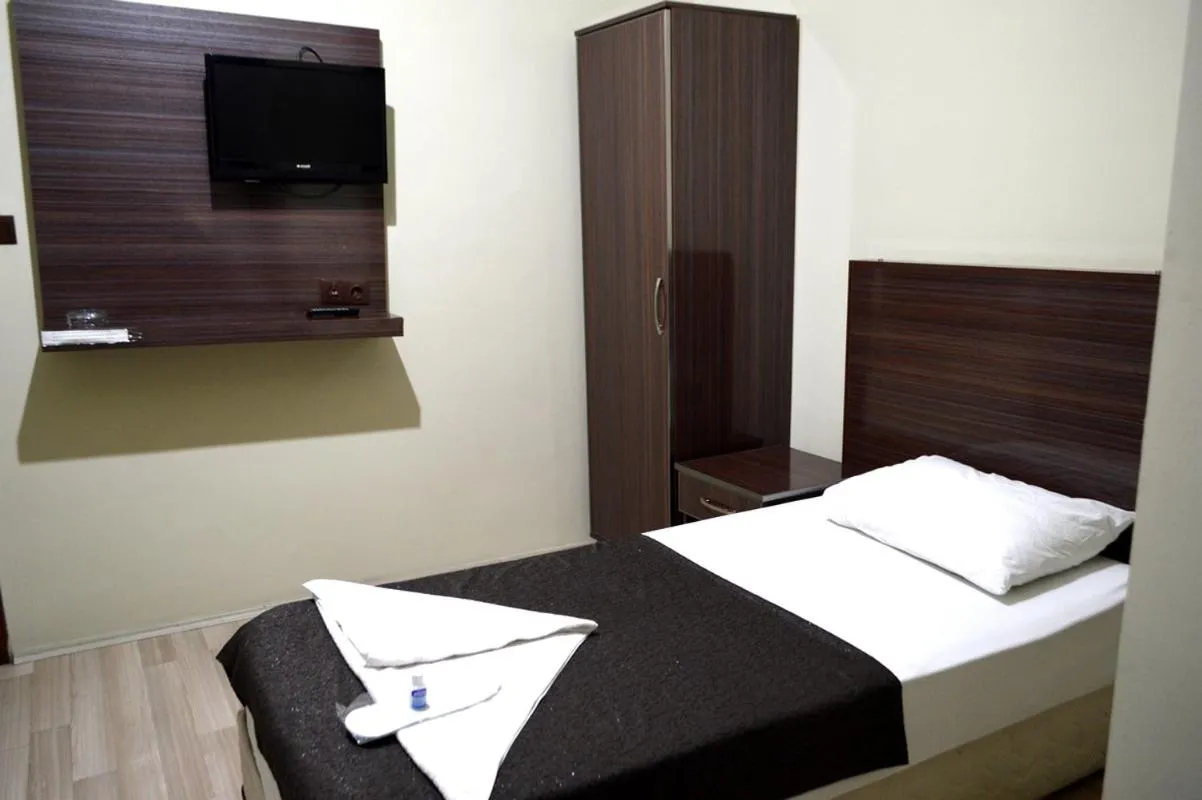 Single Room in OTEL SERKAN