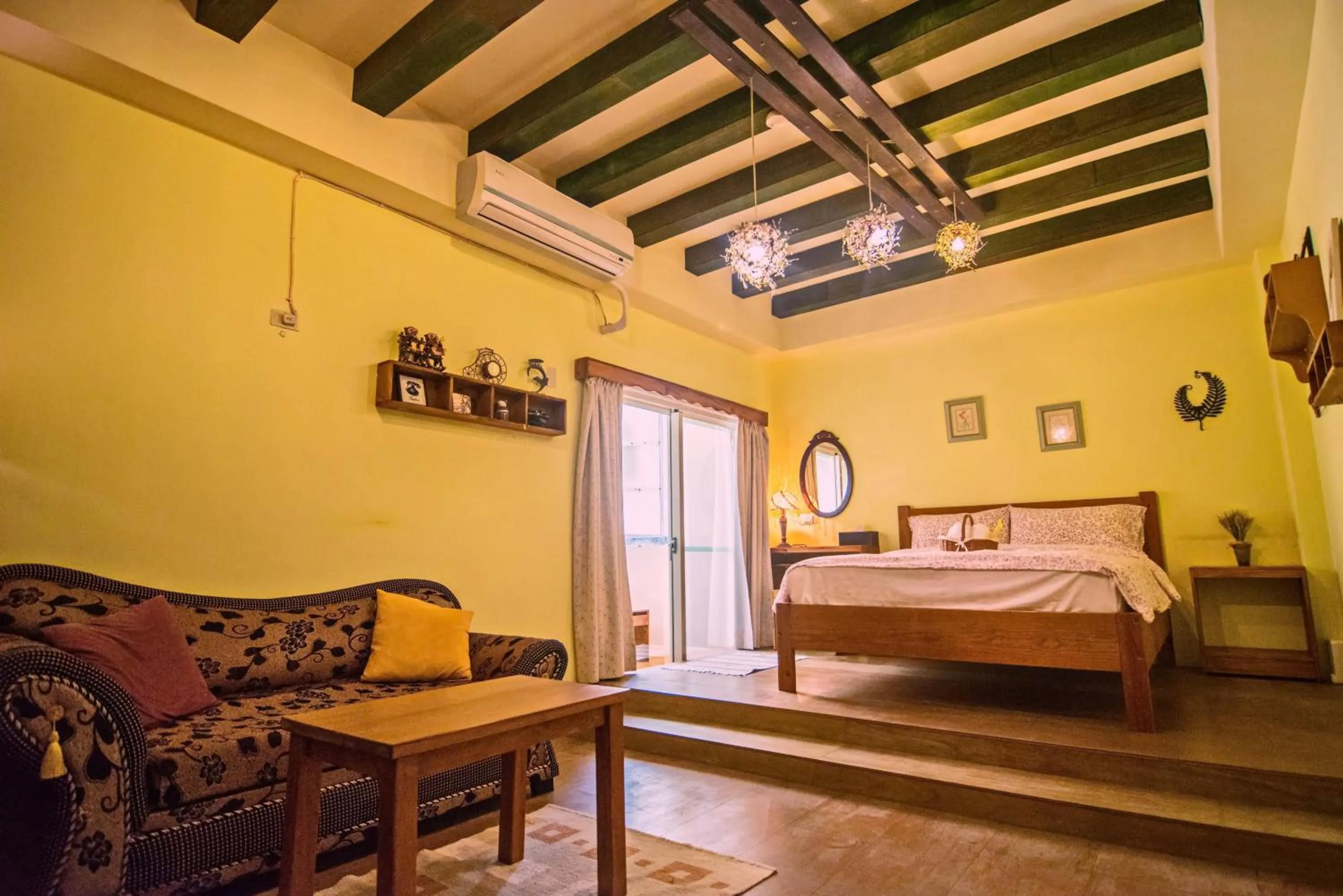 Living room, Bed in Seville Countrified B&B
