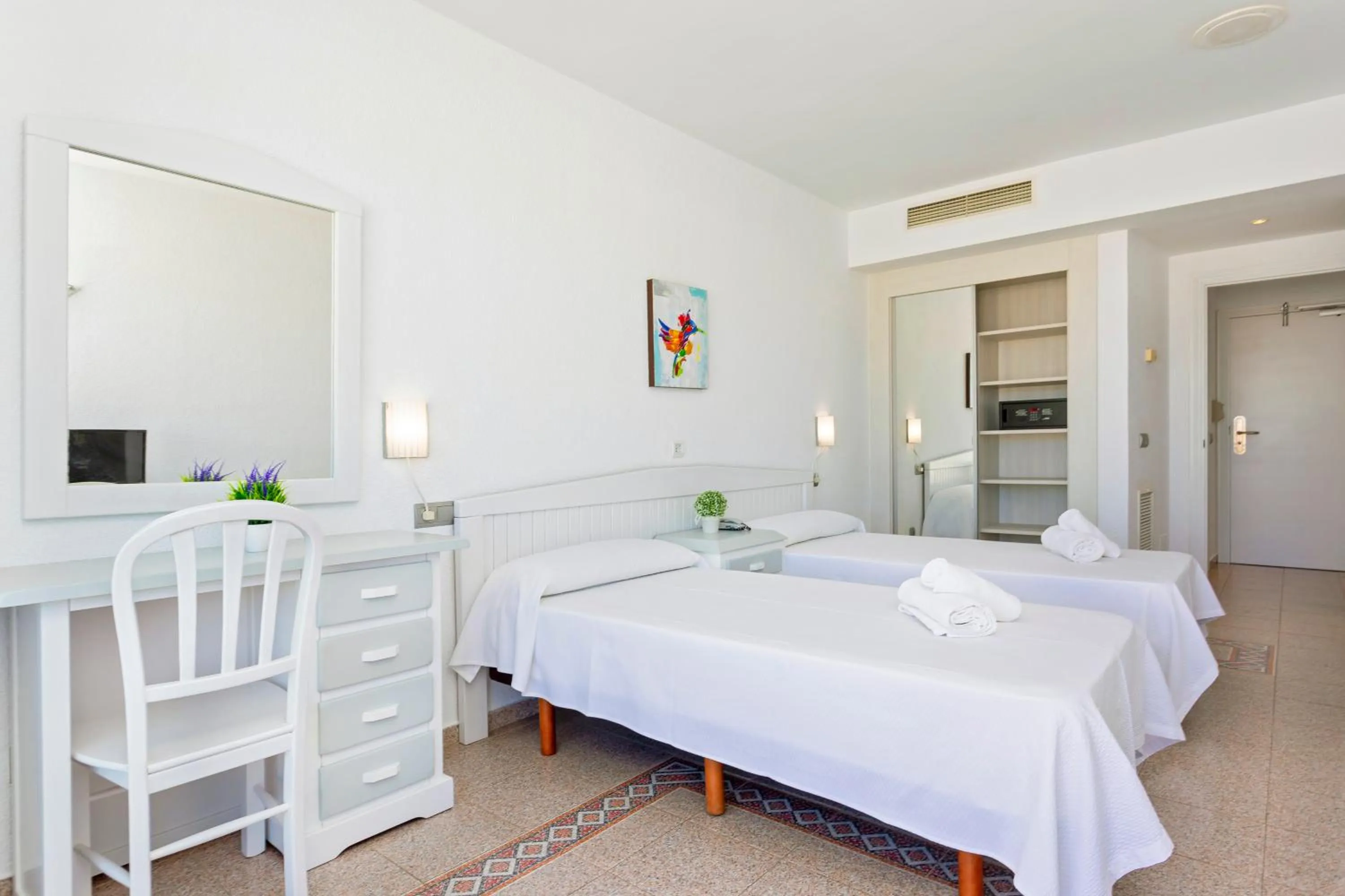 Photo of the whole room, Bed in Hostal Molins Park