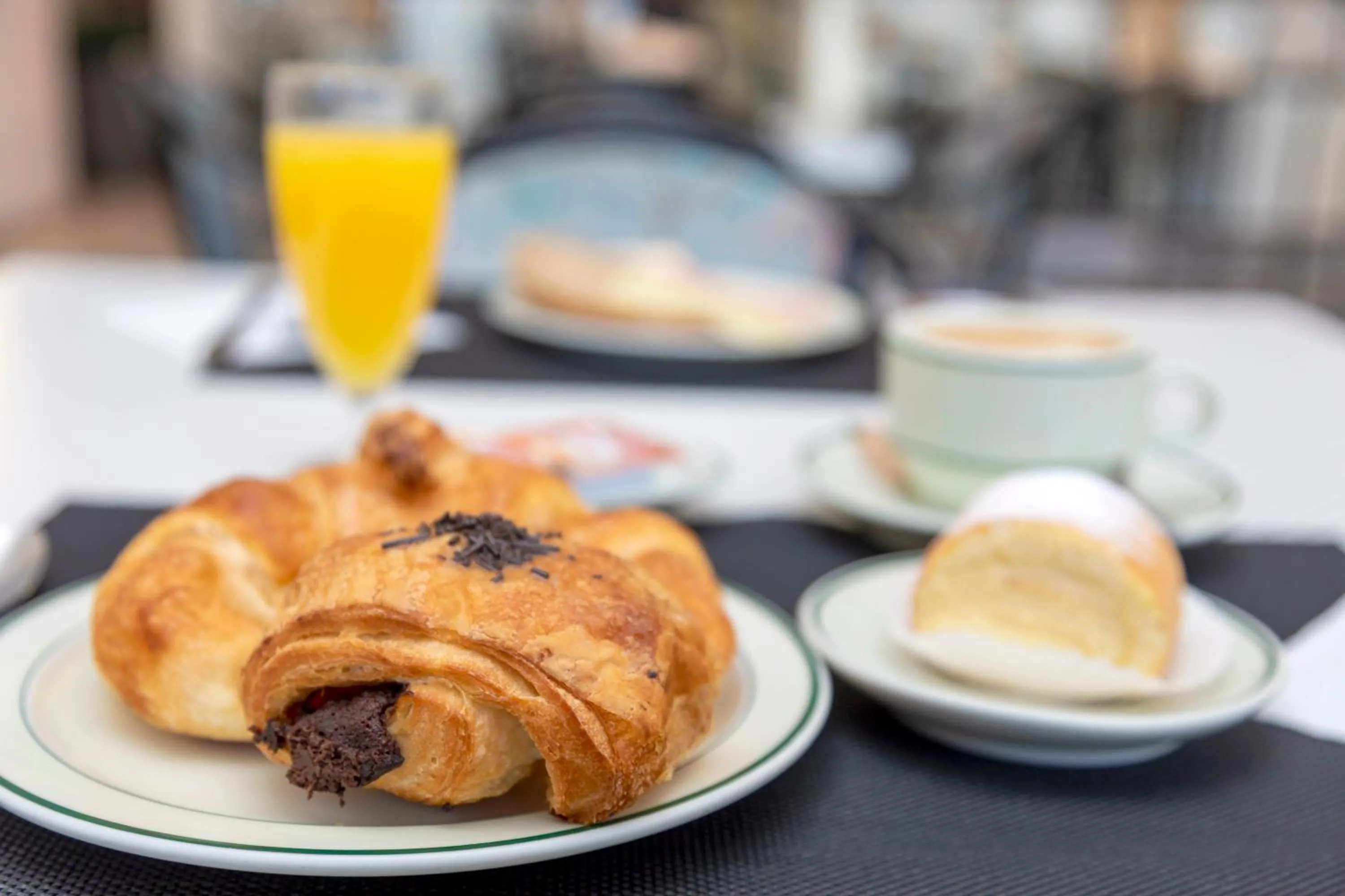 Buffet breakfast in Hostal Molins Park