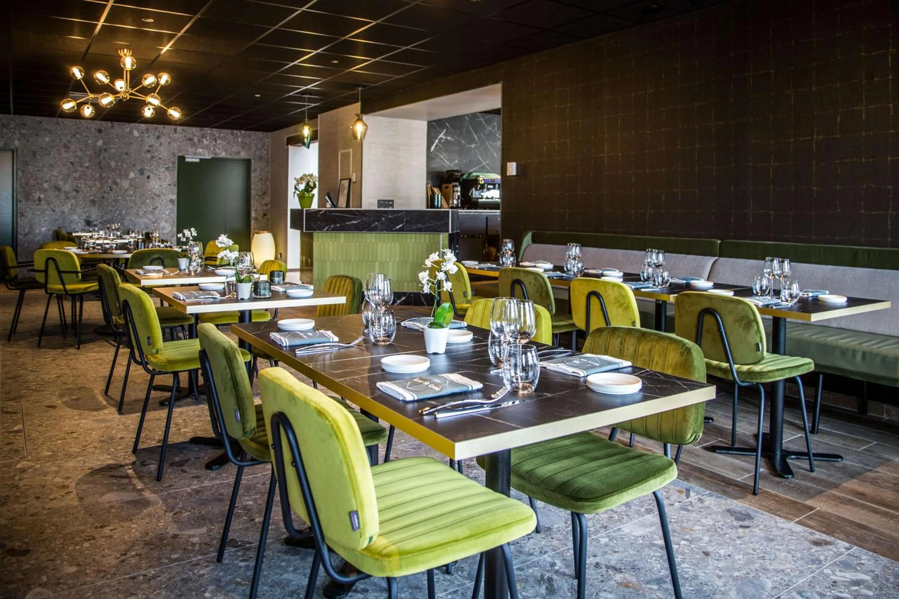 Restaurant/places to eat in Best Western Le Relais du Vigneron