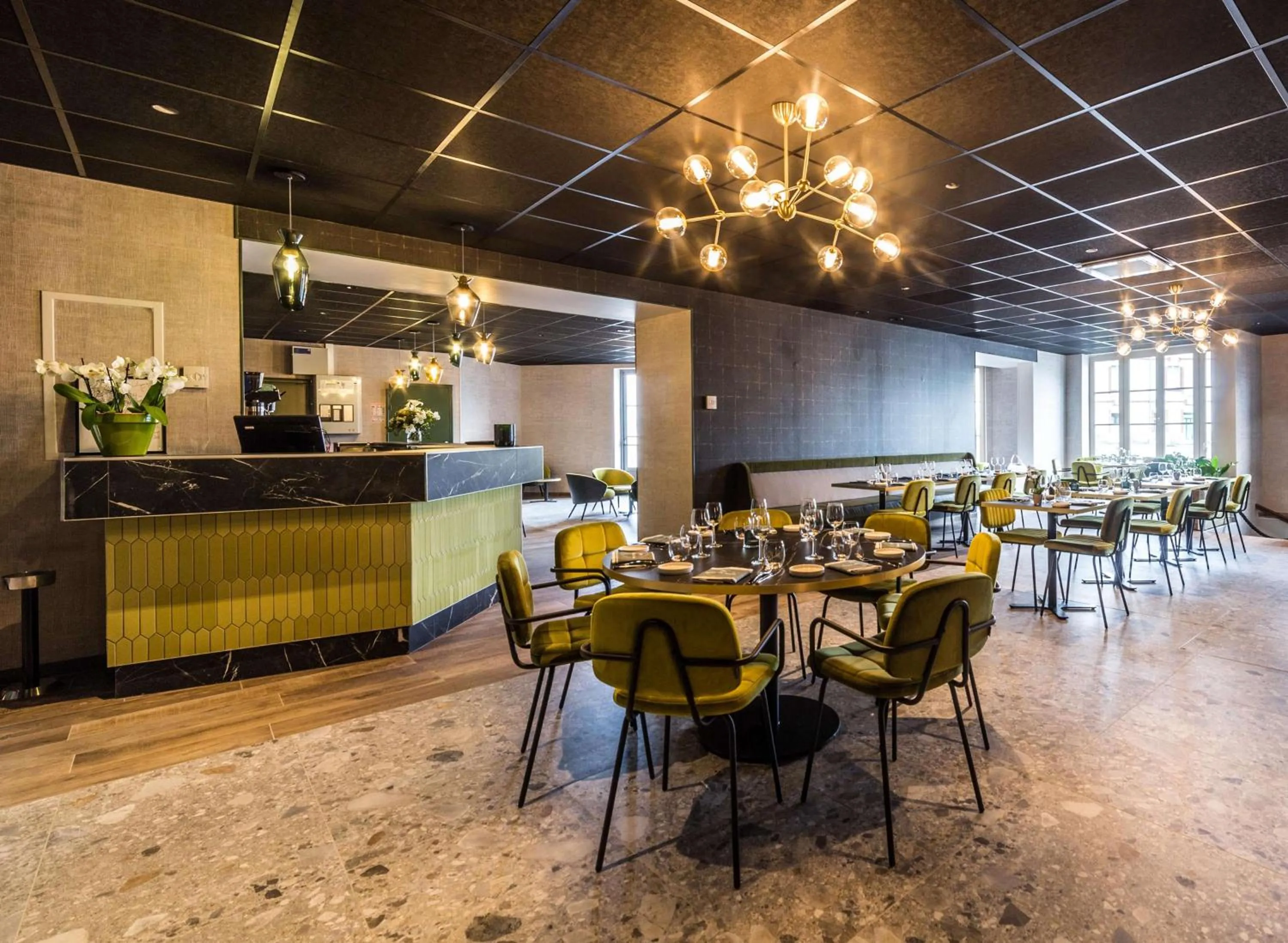 Restaurant/places to eat in Best Western Le Relais du Vigneron