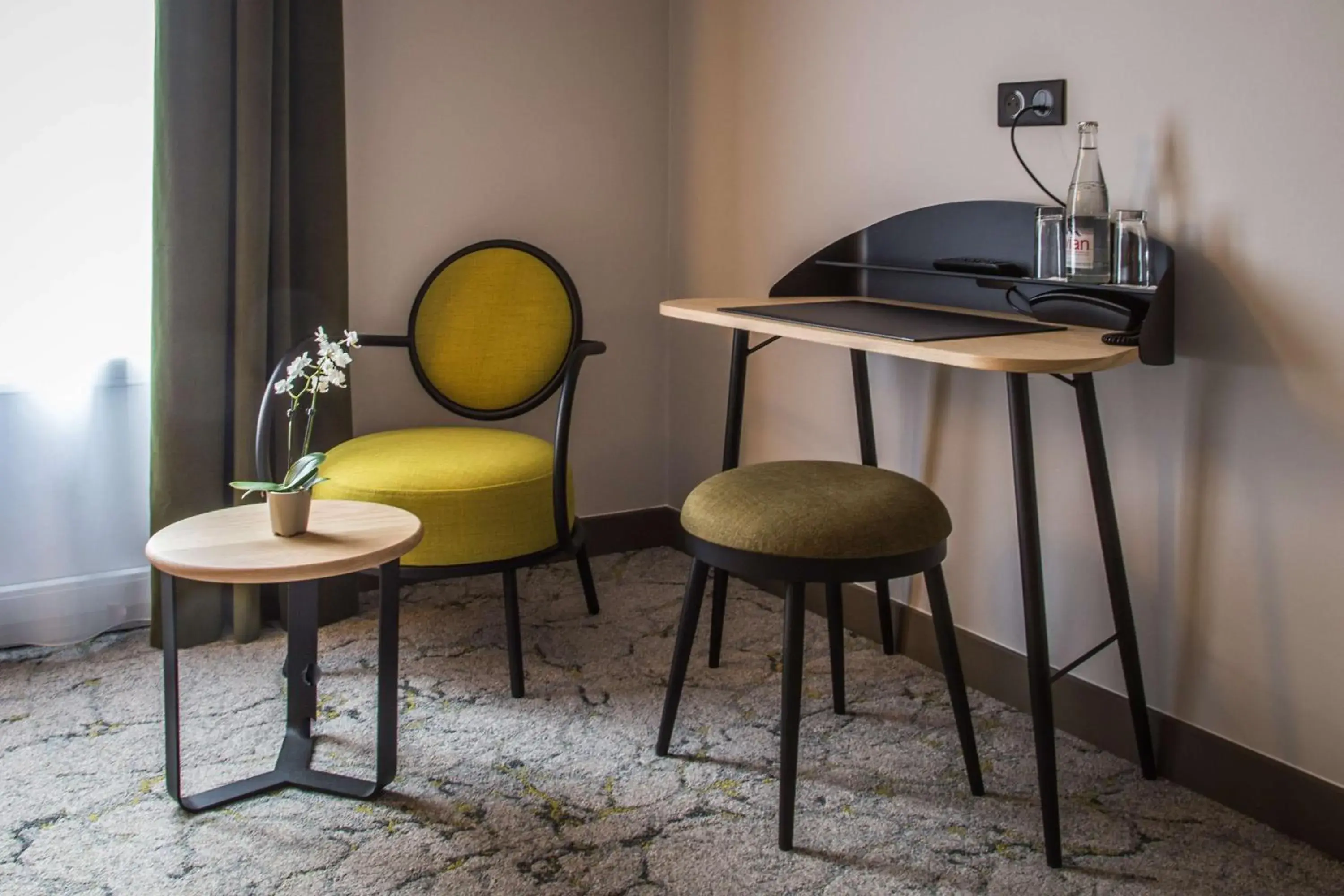 Superior Twin Room - Non-Smoking in Best Western Le Relais du Vigneron Superior Twin Room - Non-Smoking in Best Western Le Relais du Vigneron