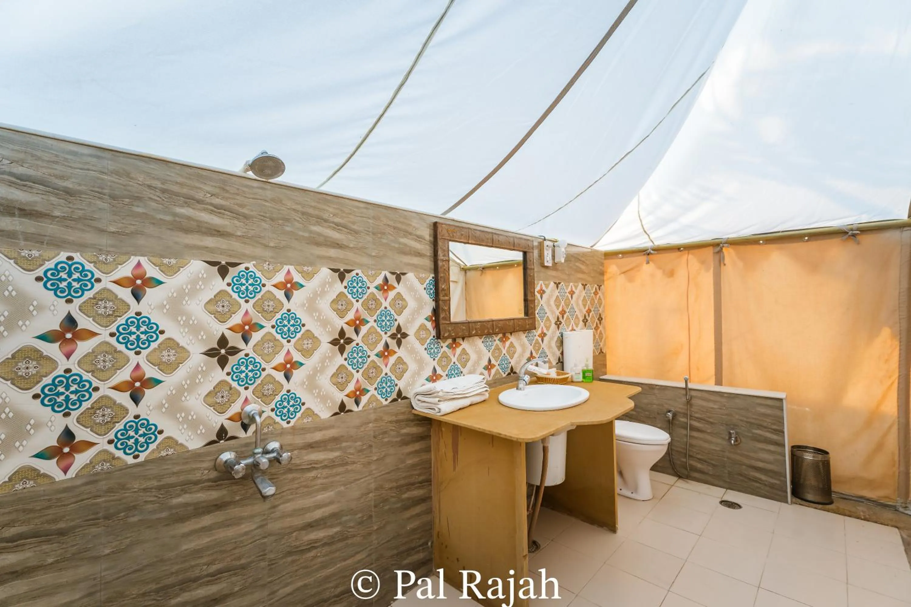 Bathroom in Pal Rajah Desert Camp