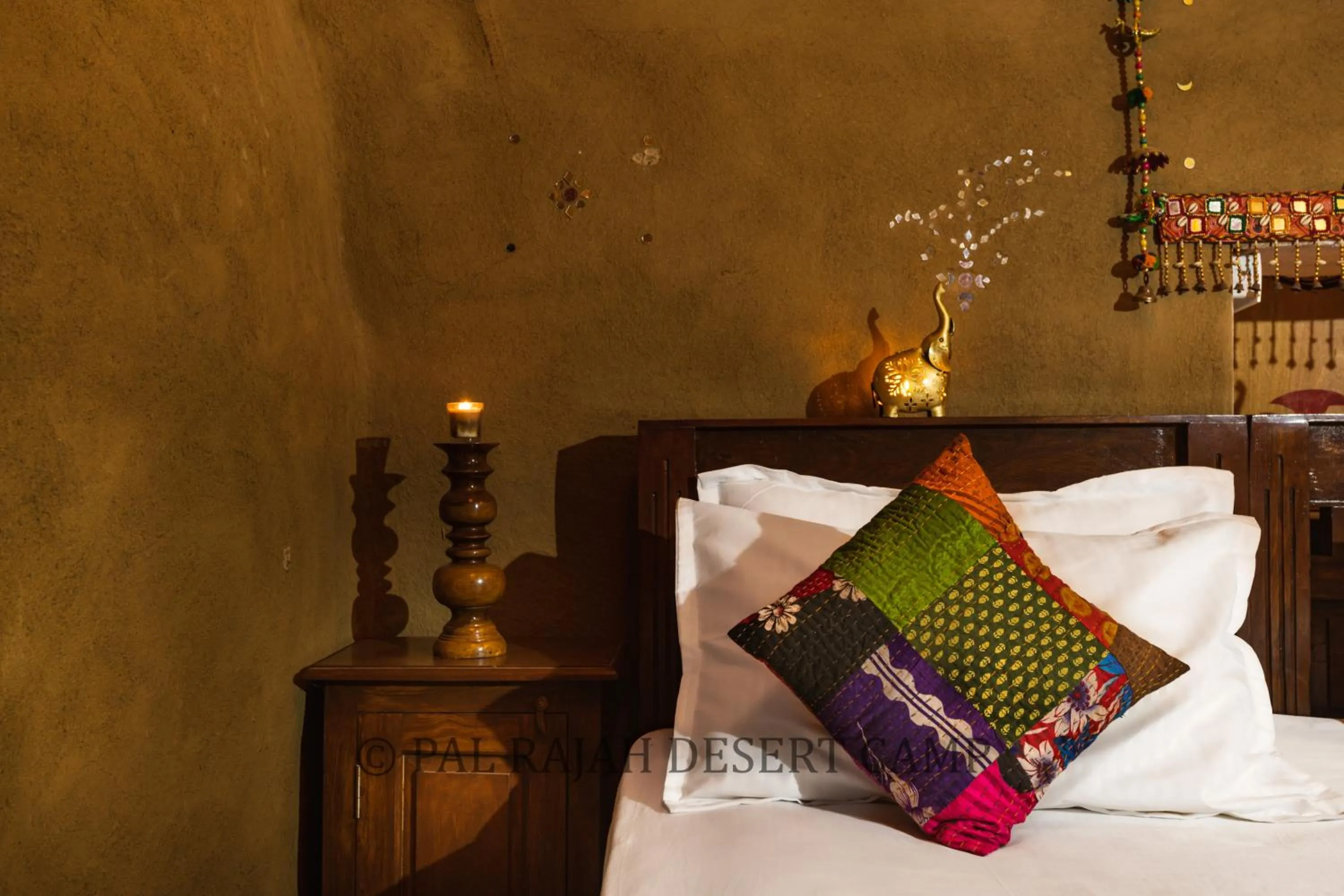 Bed in Pal Rajah Desert Camp