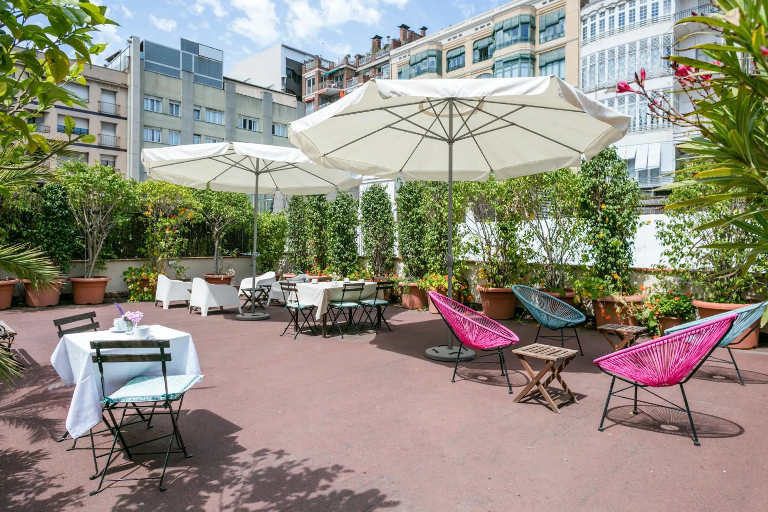 Patio in Mihlton Barcelona Boutique B&B