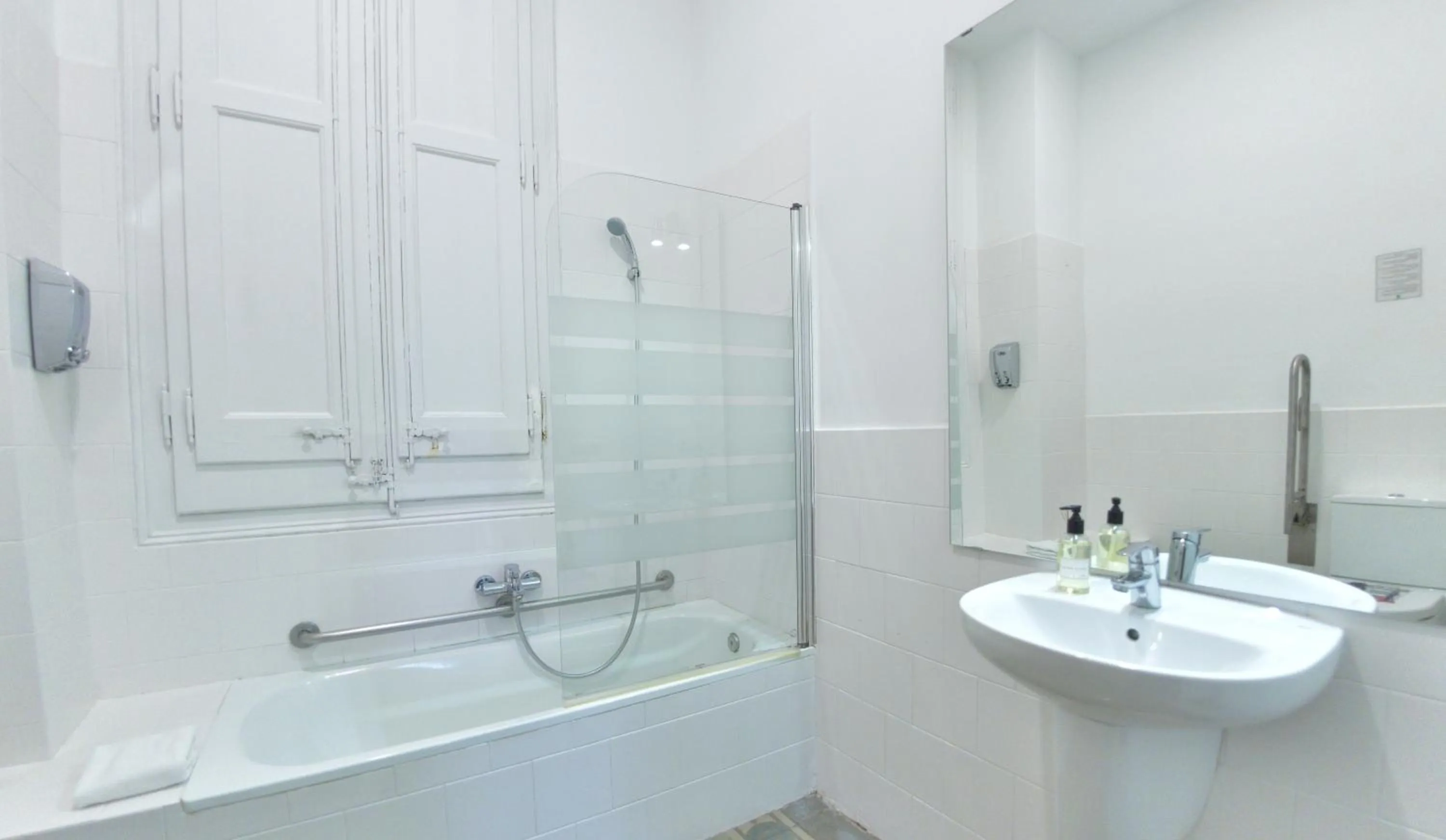 Bathroom in Mihlton Barcelona Boutique B&B