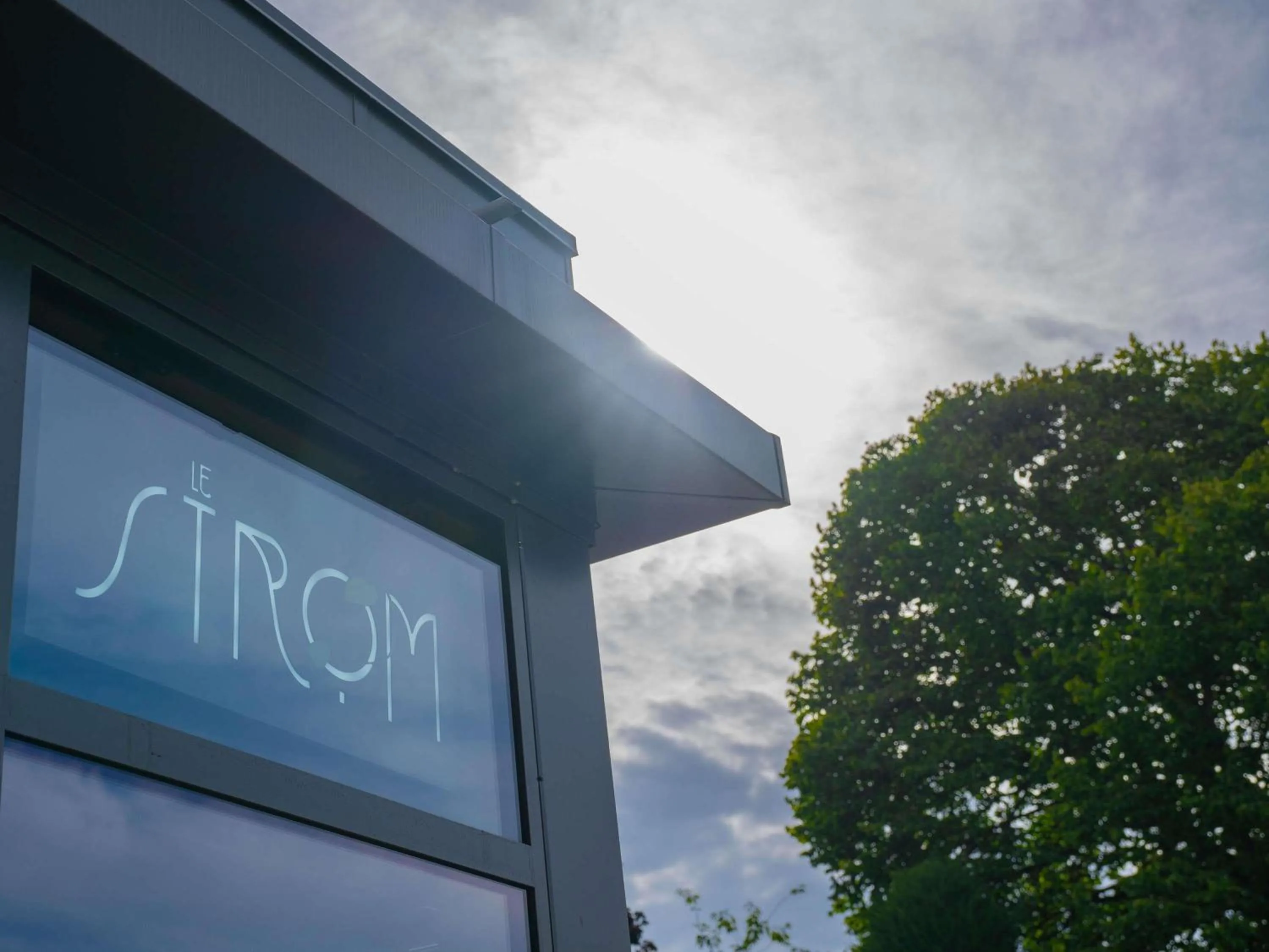 Property building in Mercure Saint Omer Centre Gare