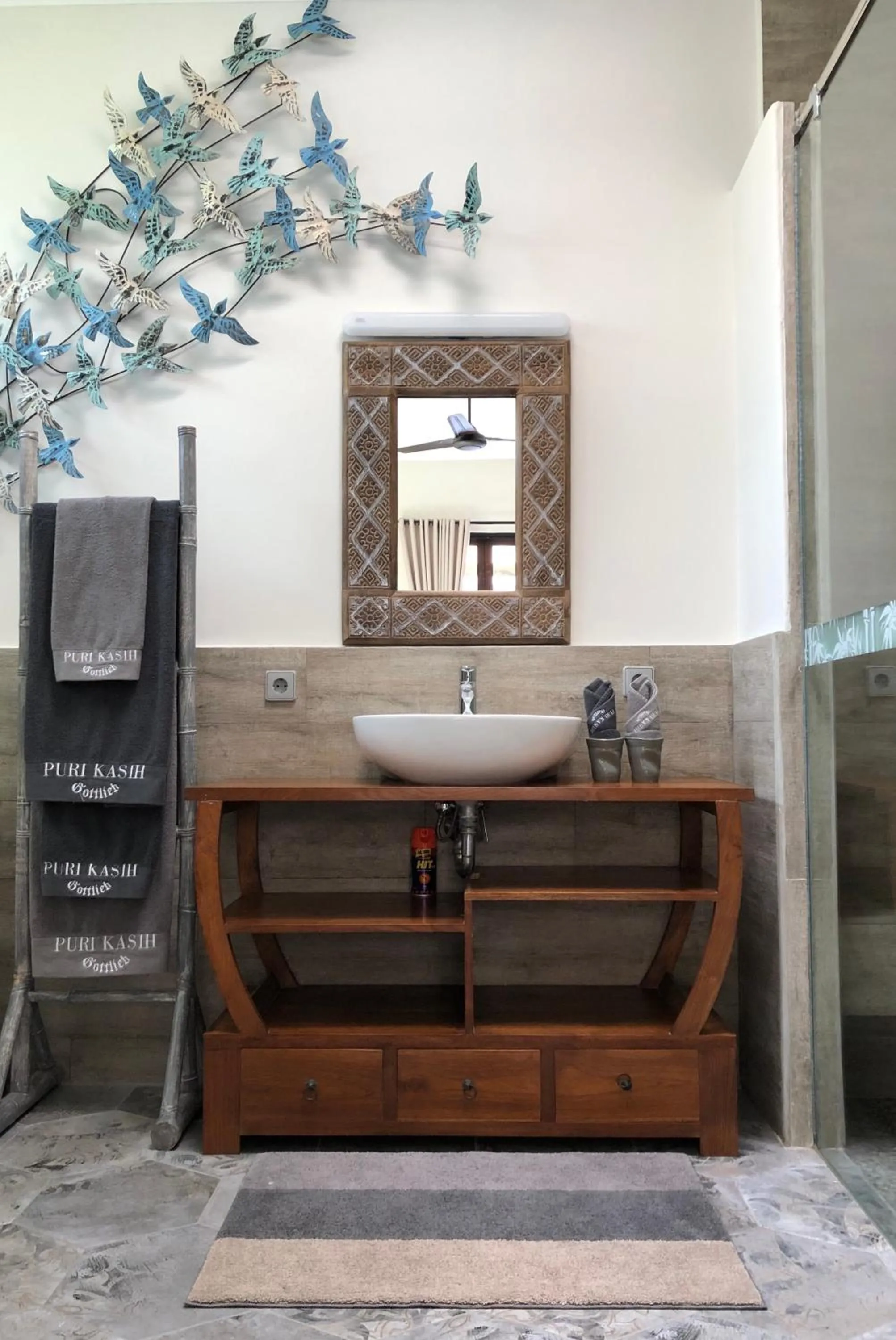 Bathroom in Puri Kasih Gottlieb