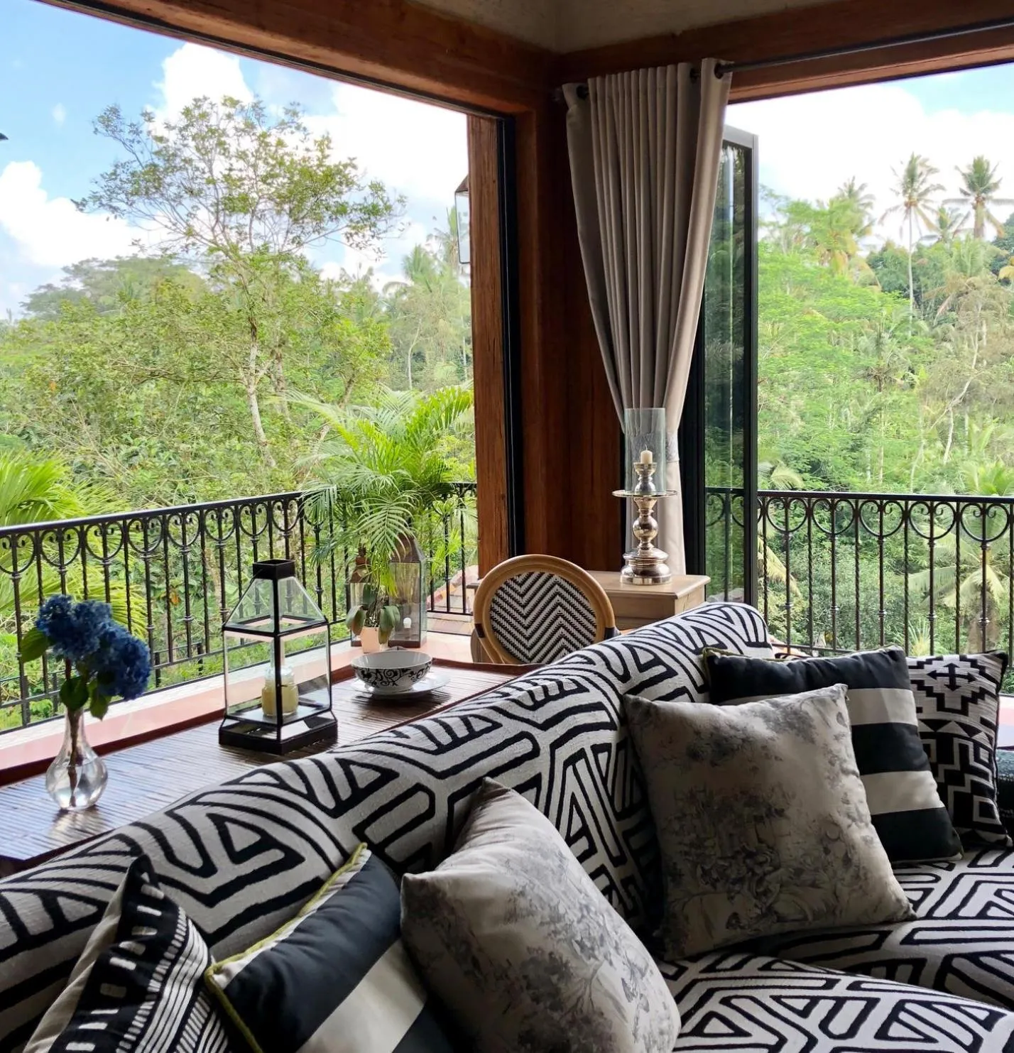 Balcony/Terrace in Puri Kasih Gottlieb