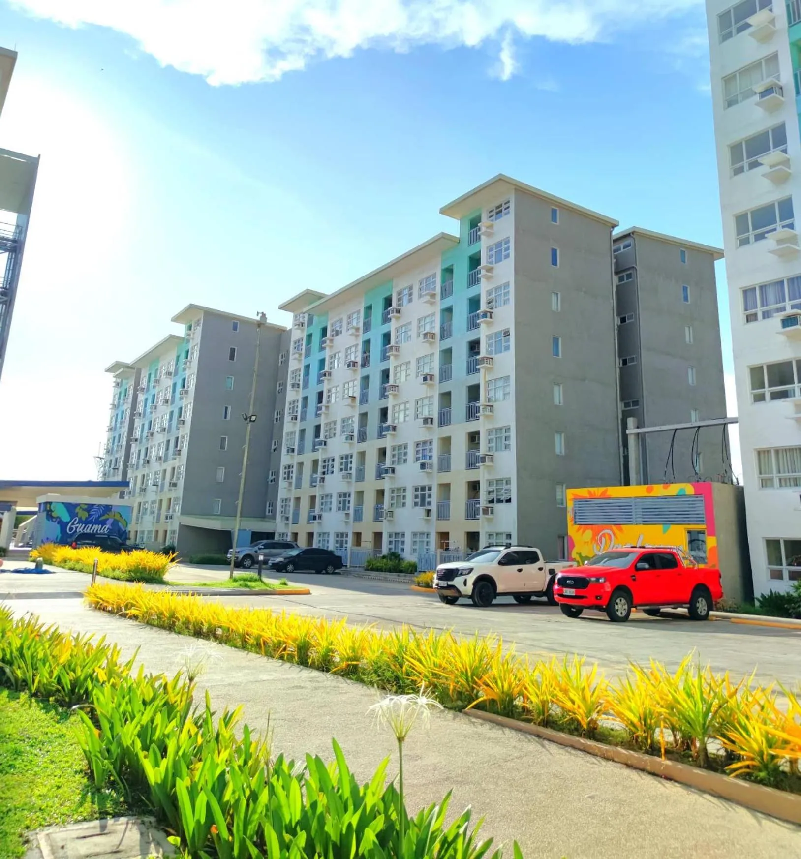 Parking in Davao Condo 2BR Pool Wifi Netflix