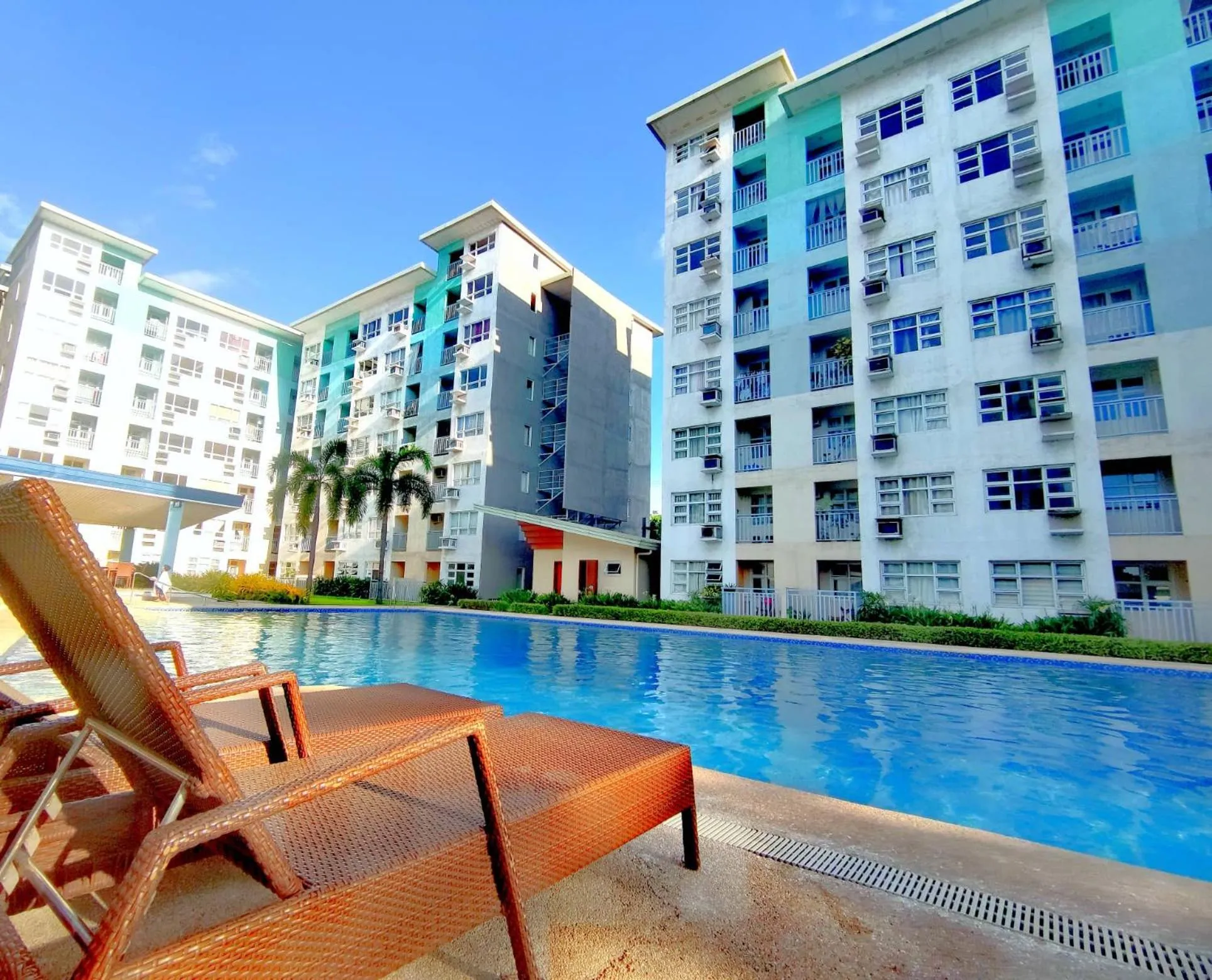 Swimming pool in Davao Condo 2BR Pool Wifi Netflix