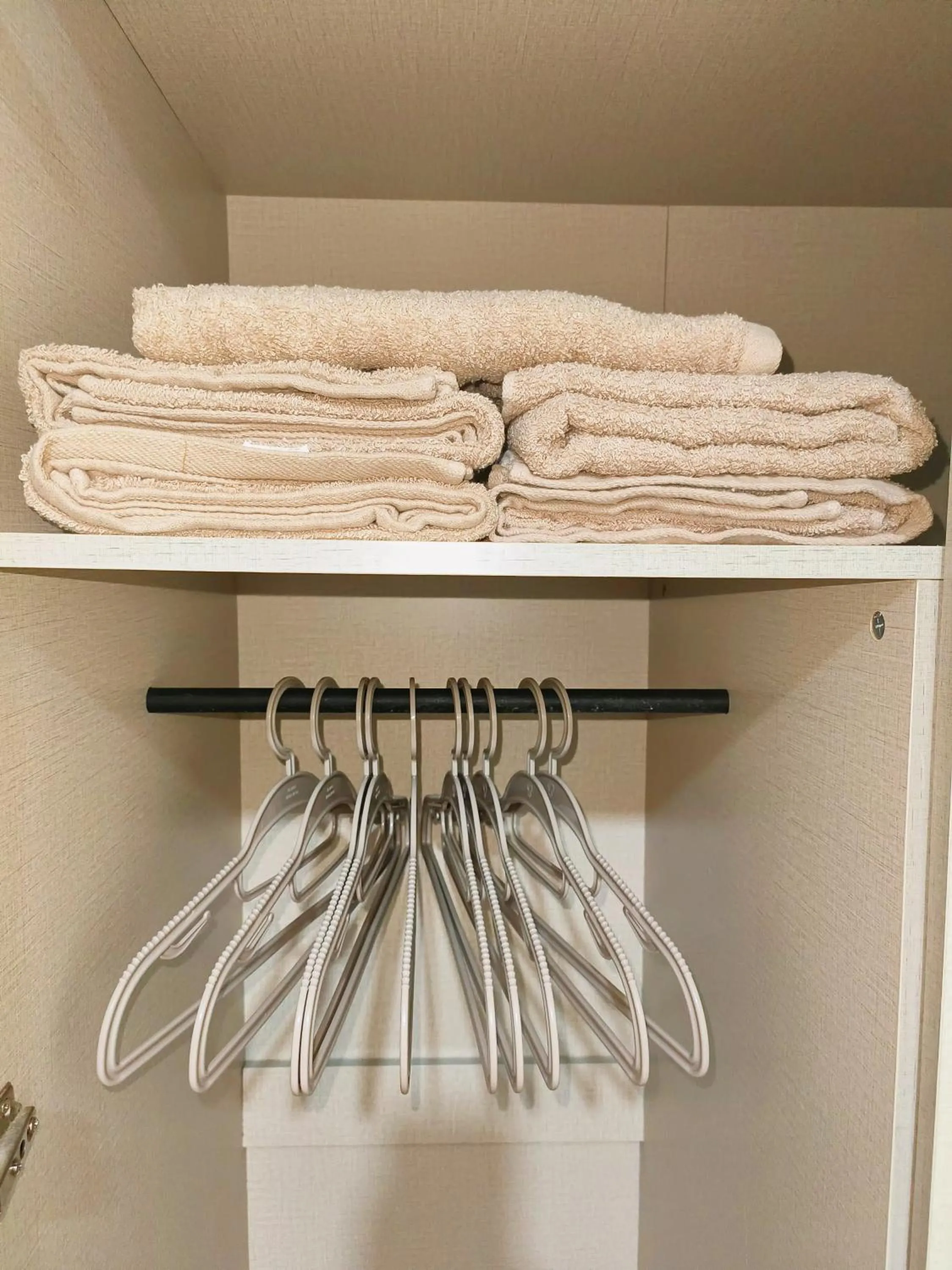 towels in Davao Condo 2BR Pool Wifi Netflix