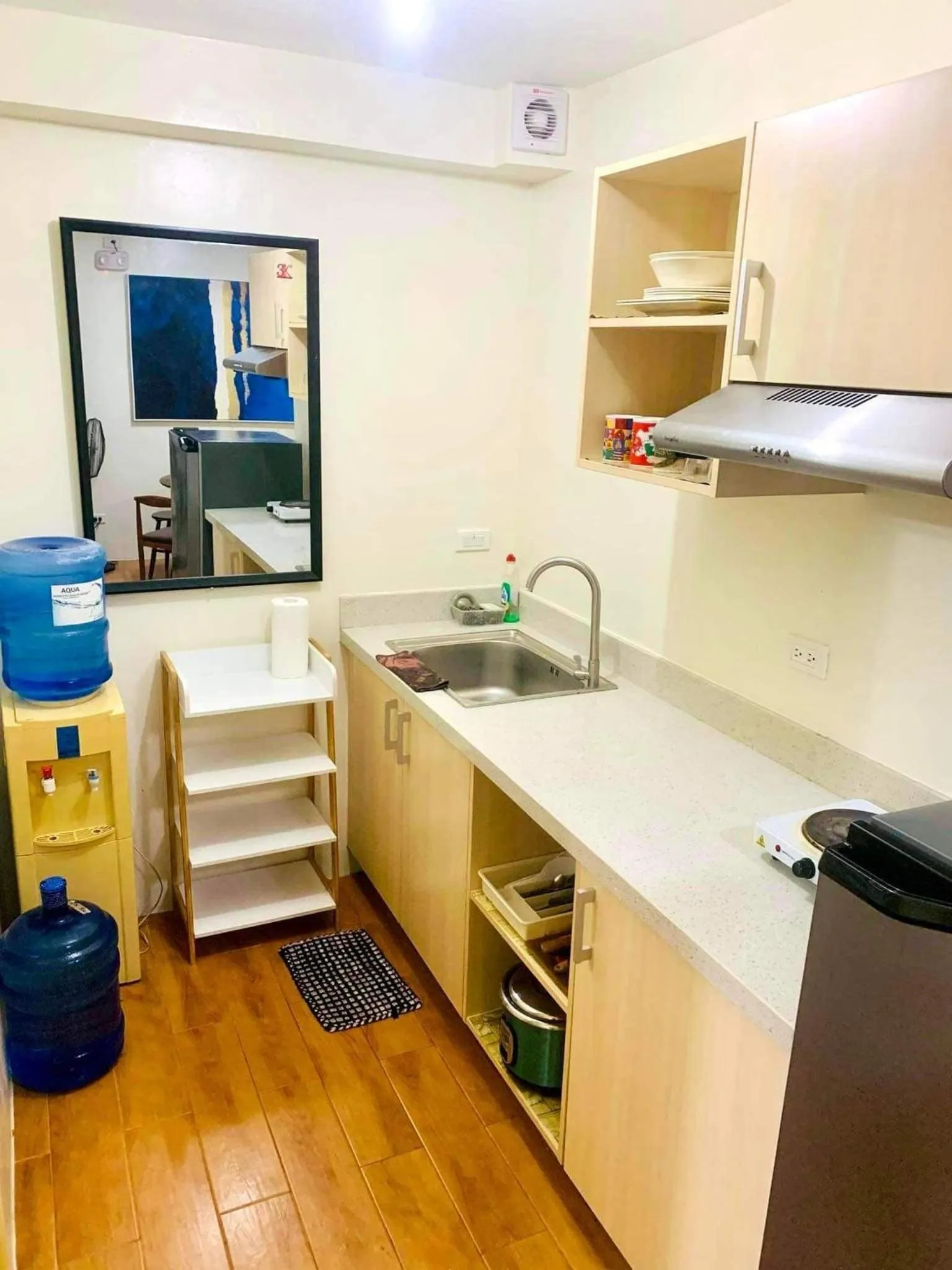 Kitchen or kitchenette in Davao Condo 2BR Pool Wifi Netflix
