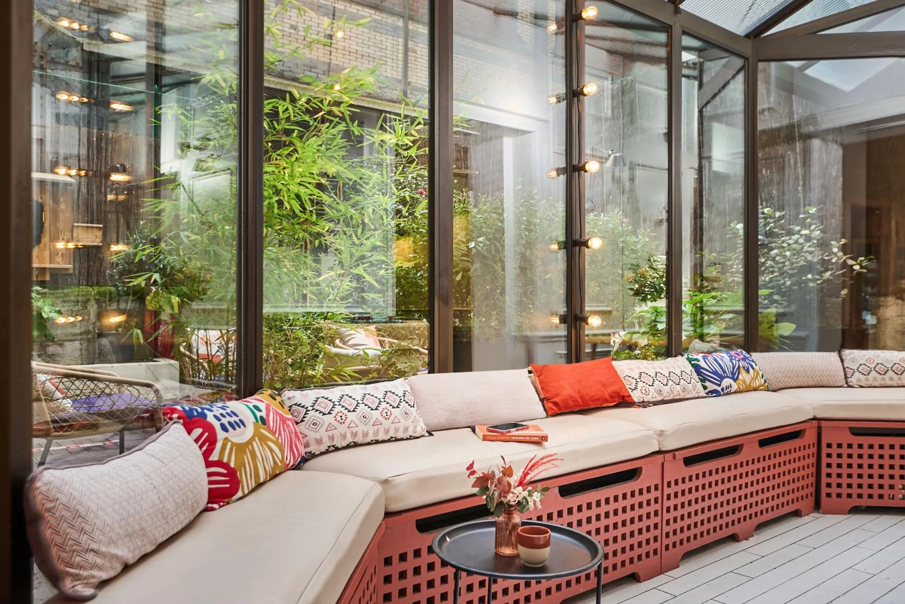 Patio in Hotel Cervantes by Happyculture