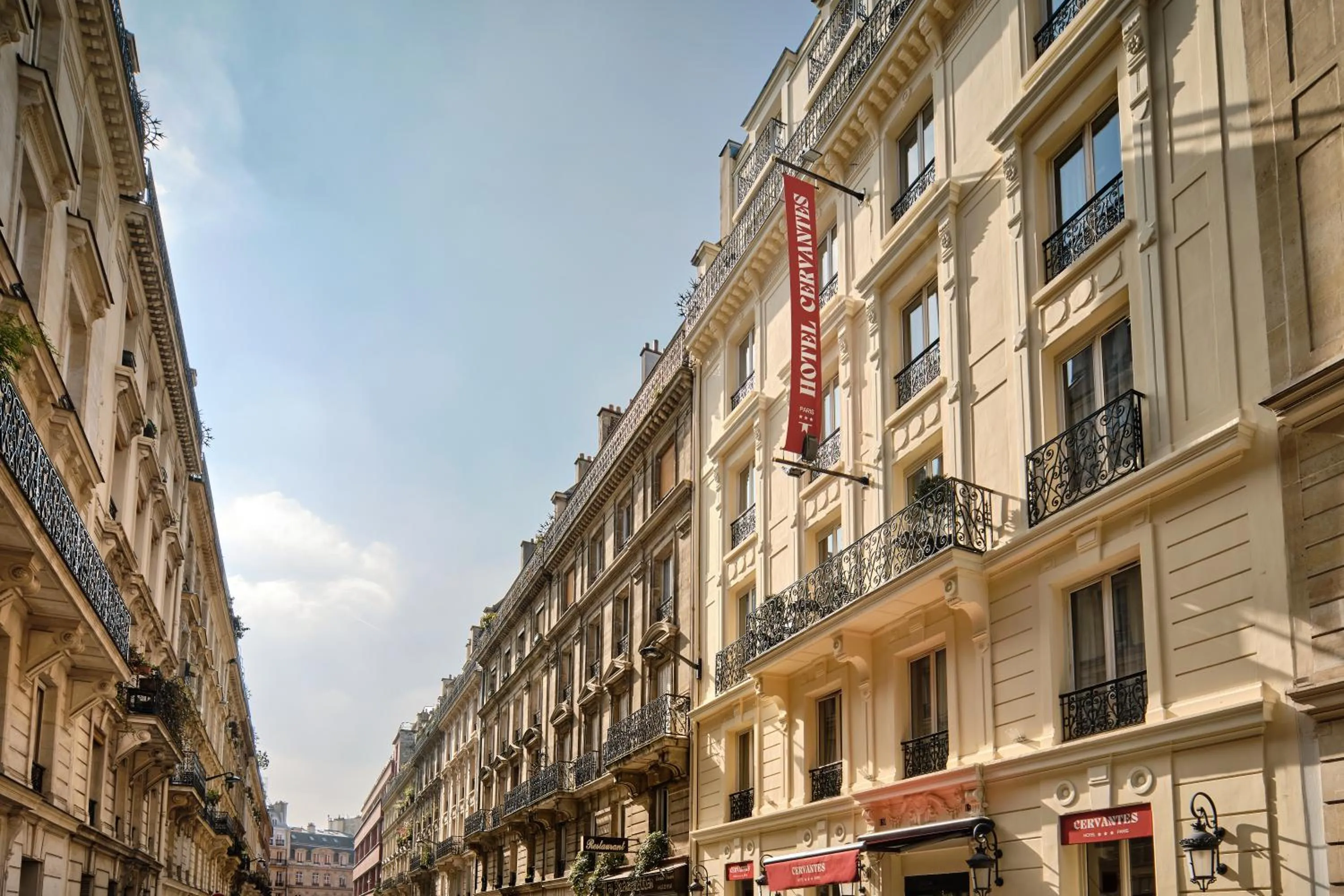 Facade/entrance in Hotel Cervantes by Happyculture
