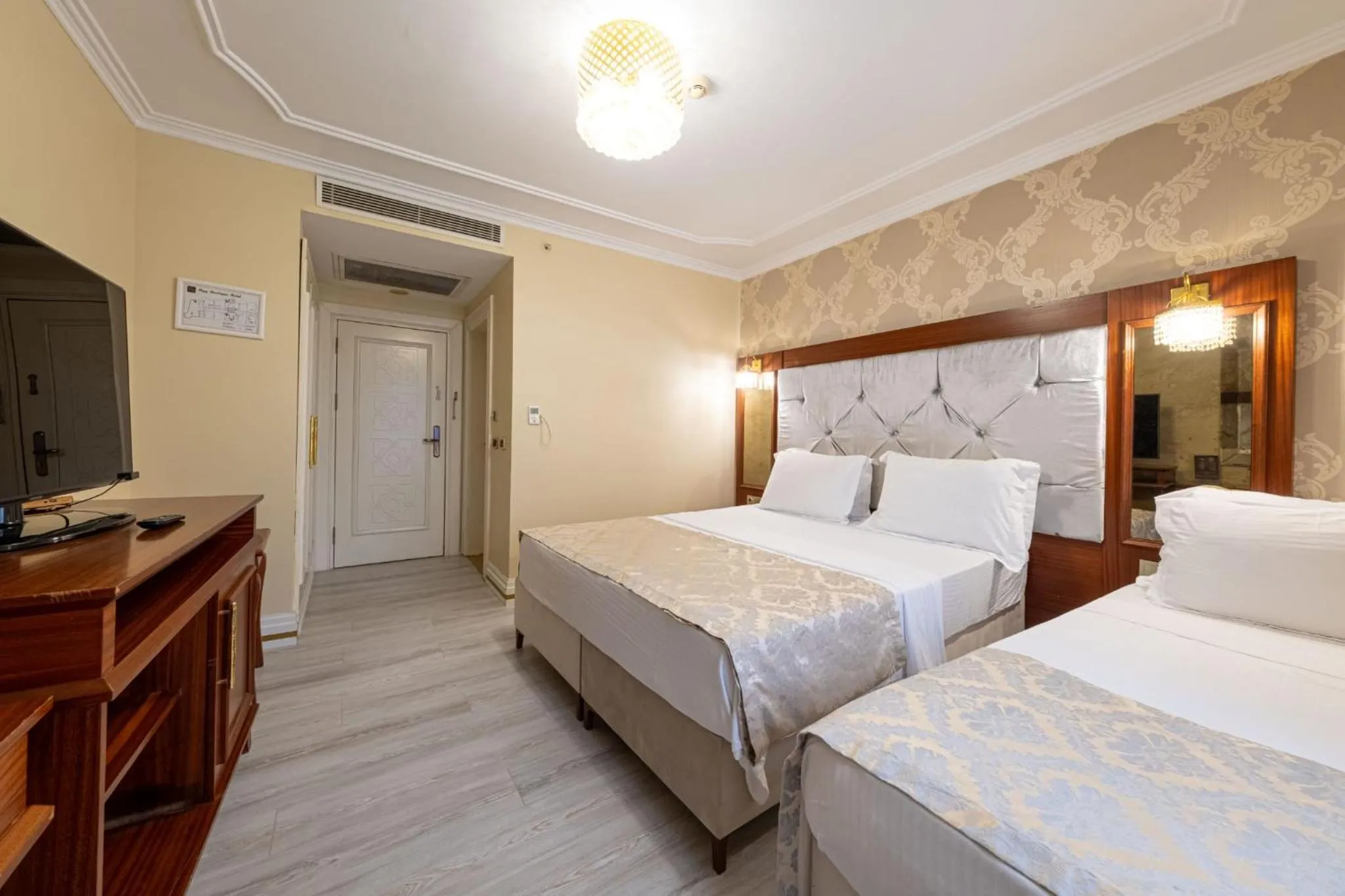 Bed in Myy Boutique Hotel