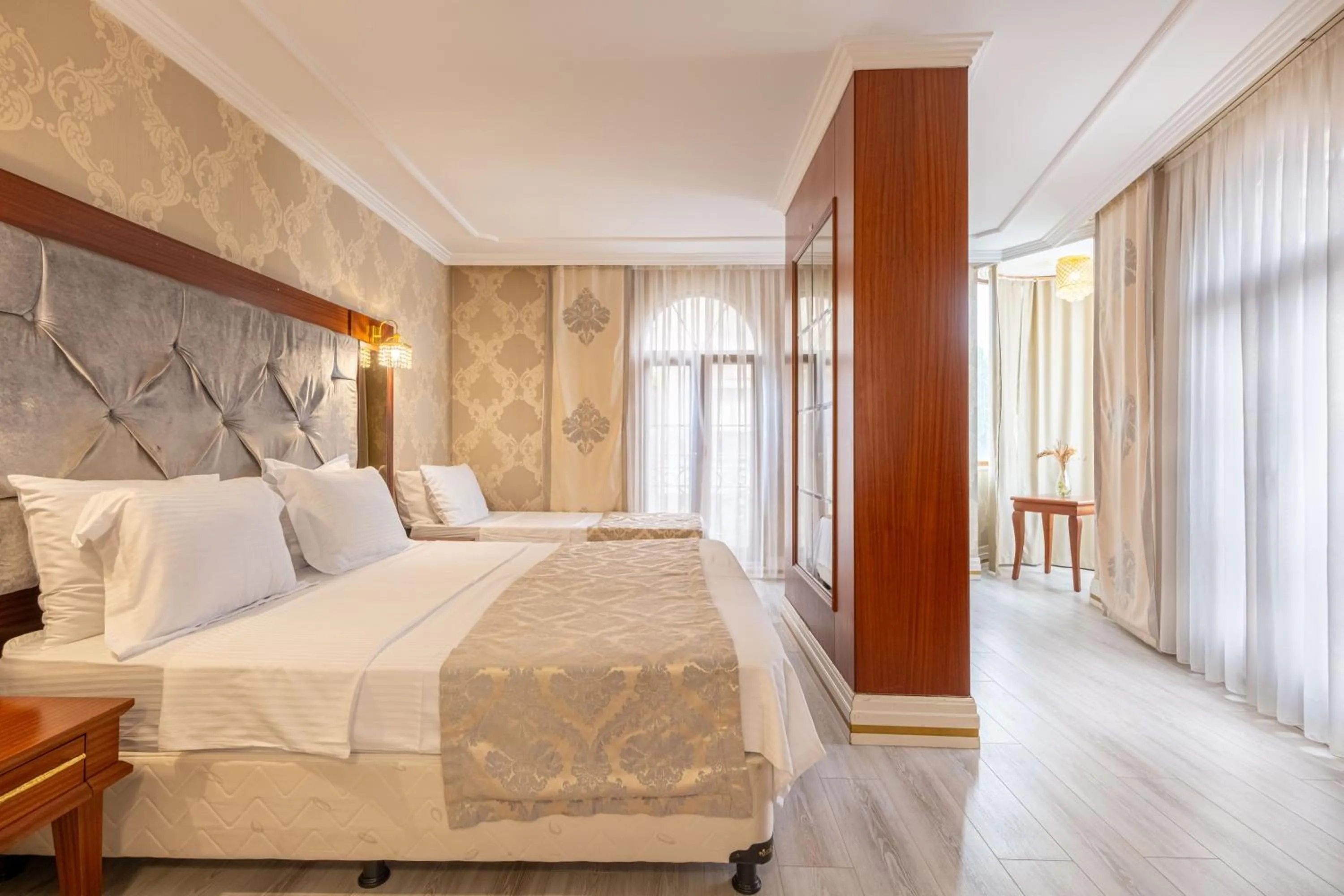 Bed in Myy Boutique Hotel