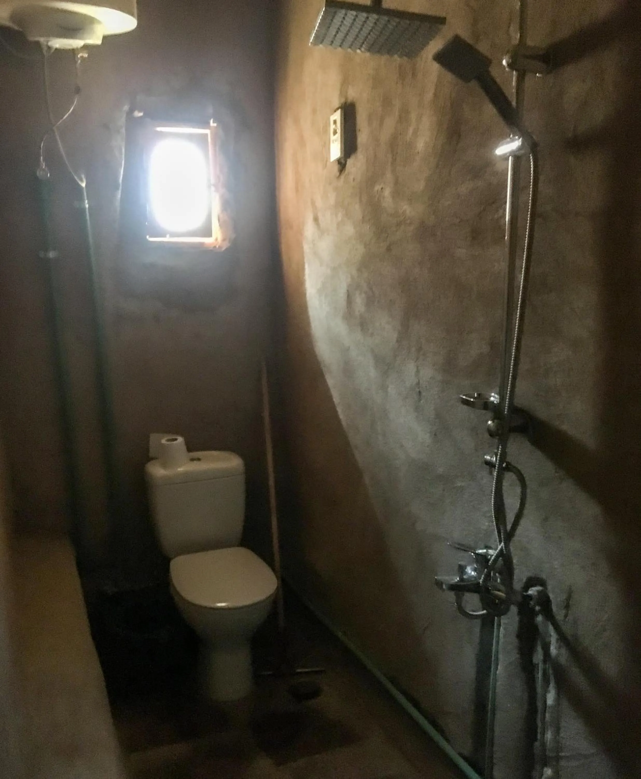 Toilet in Eco Nubia
