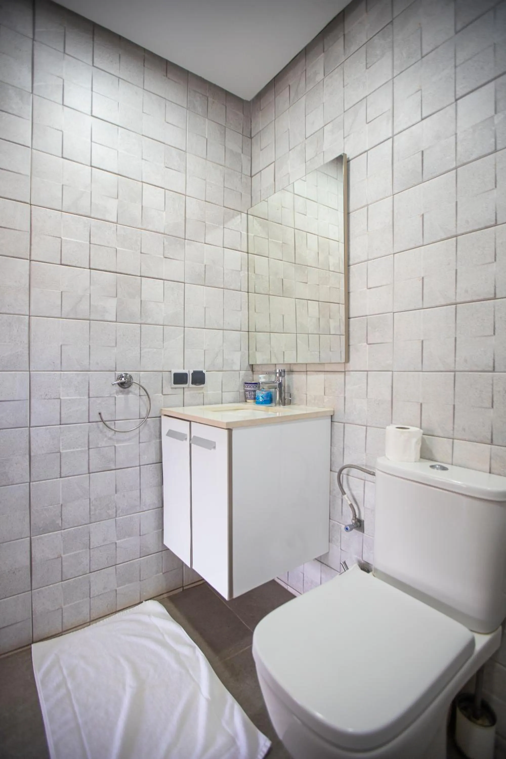 Shower in Dar Zayane