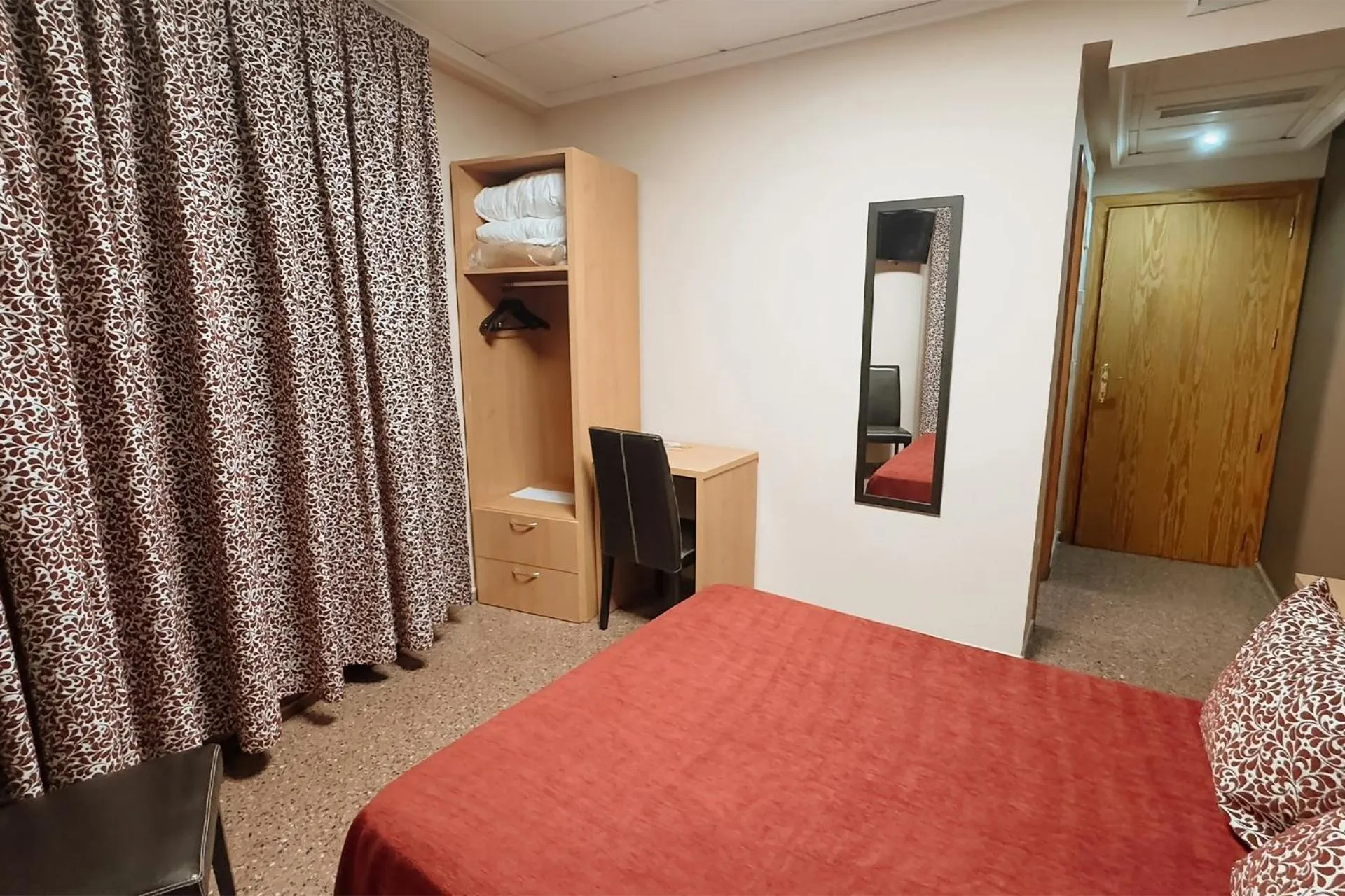 Photo of the whole room, Bed in Hotel Anna