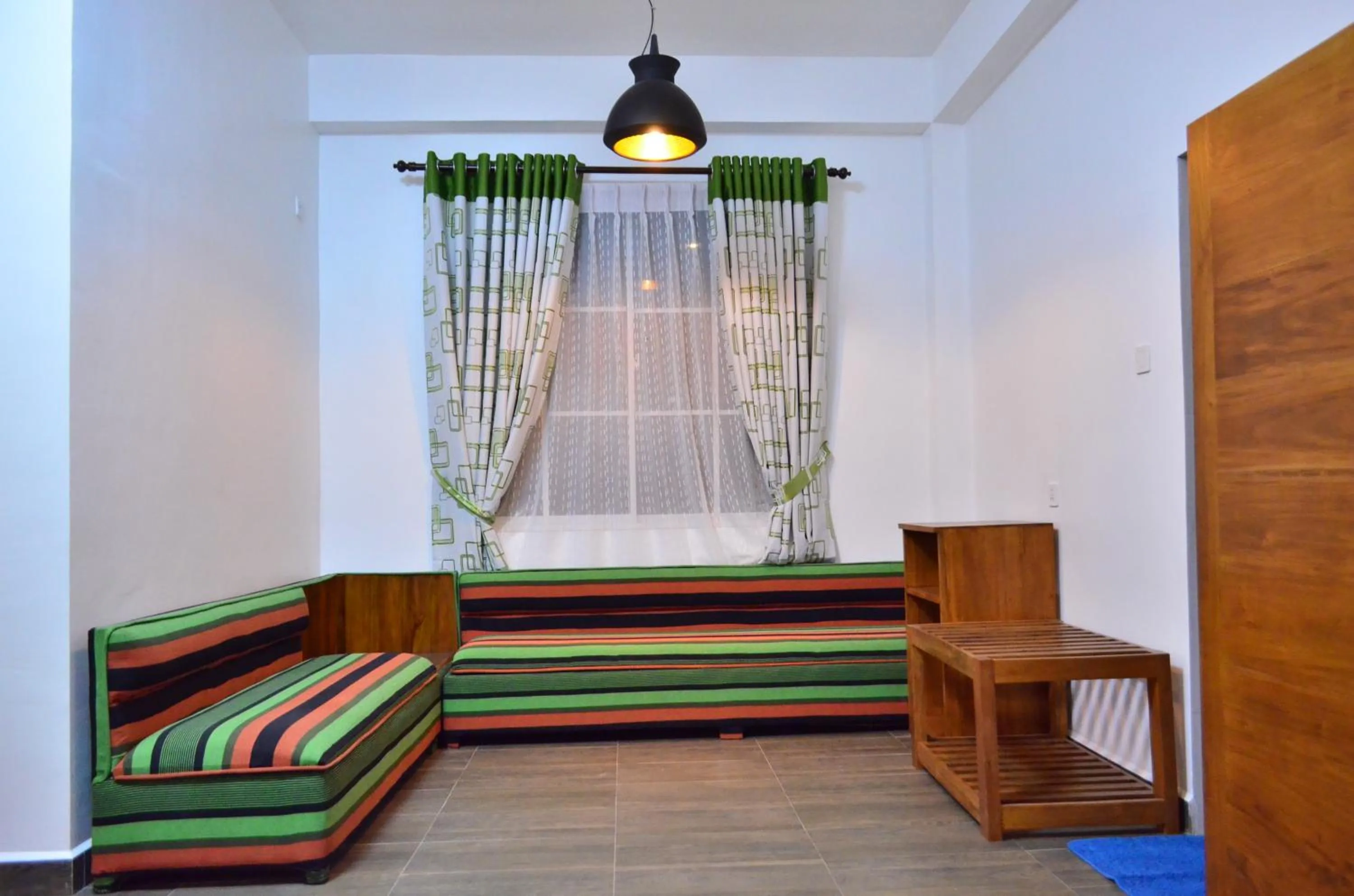 Seating area, Bed in Yensfield Blackpool