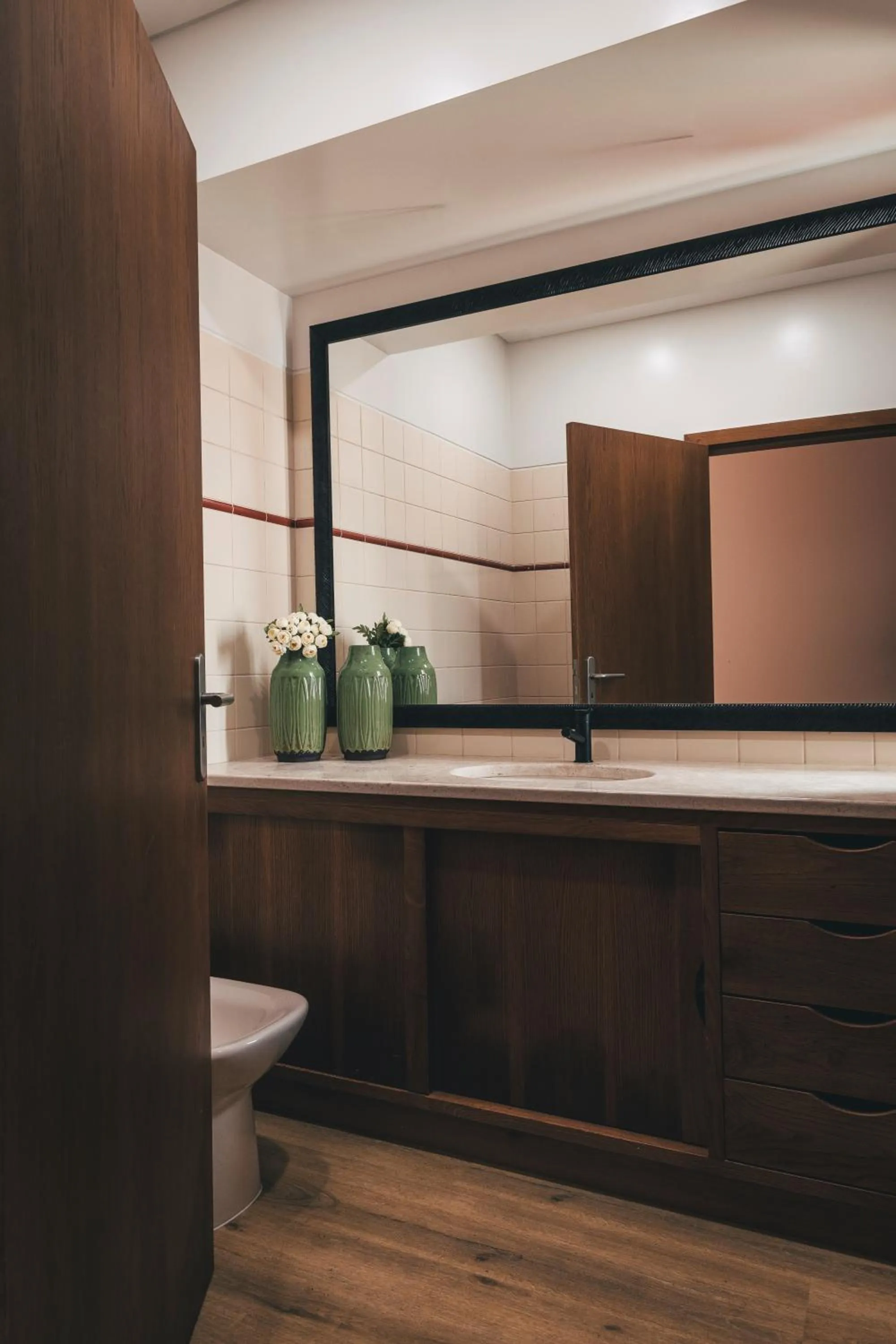 Toilet in Vale Pisco