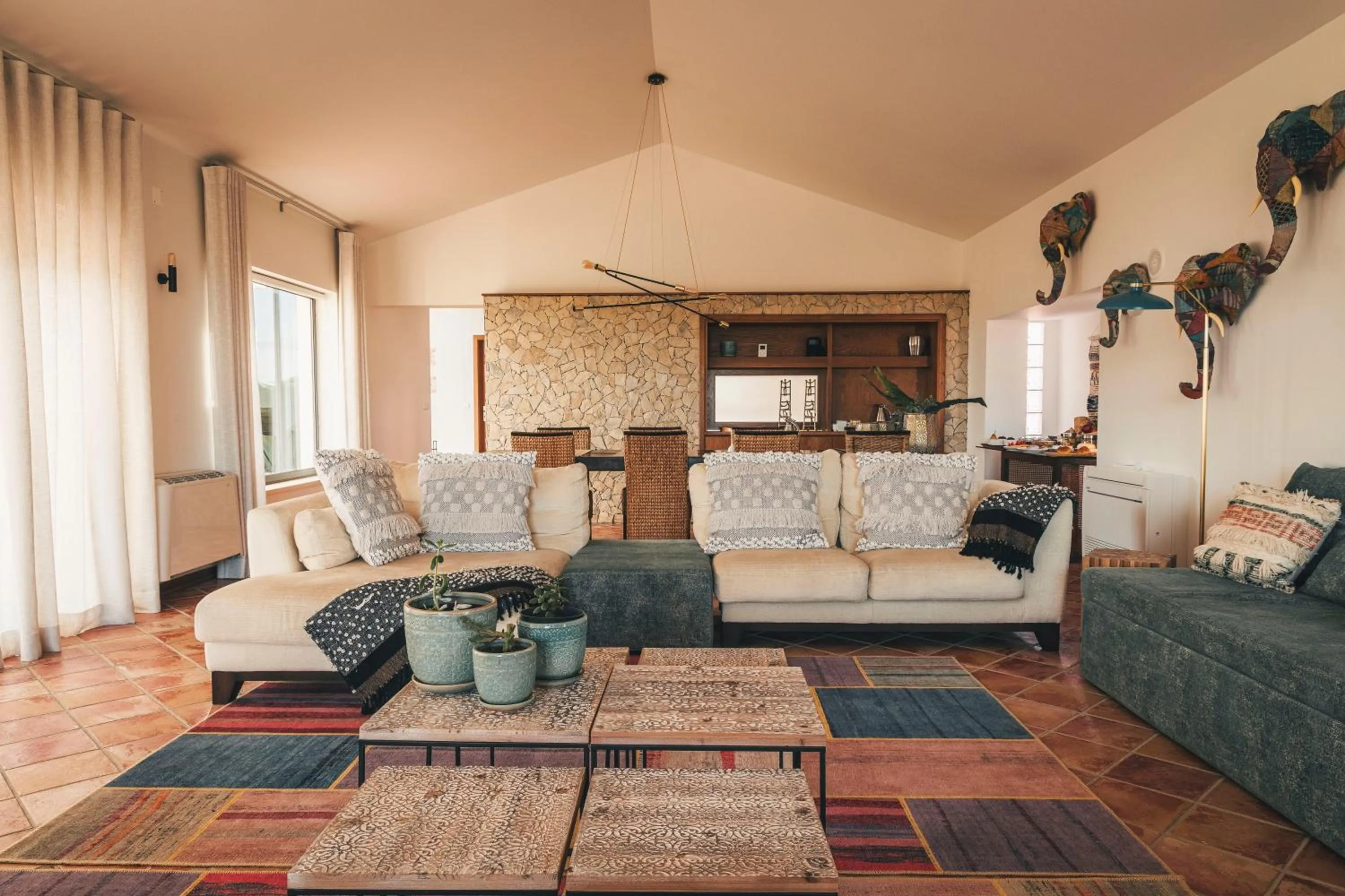 Communal lounge/ TV room in Vale Pisco