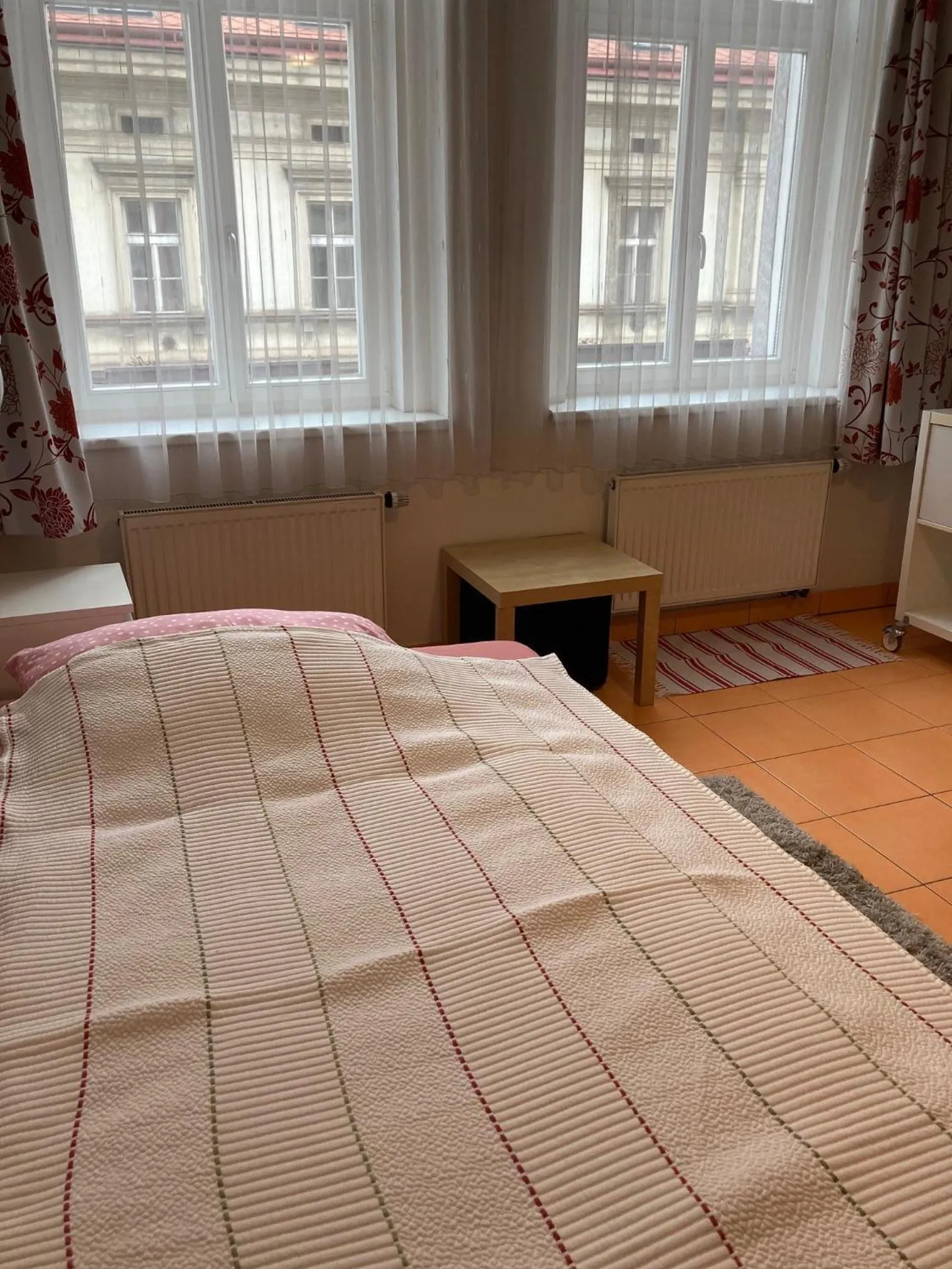 Bed in Aparthotel City 5