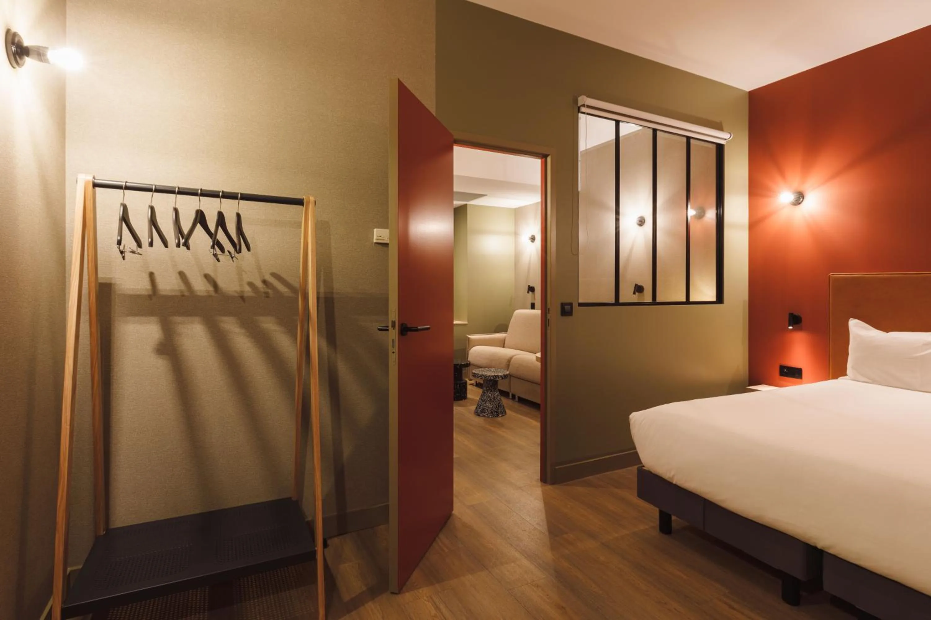 Photo of the whole room, Bed in Hôtel de Noailles