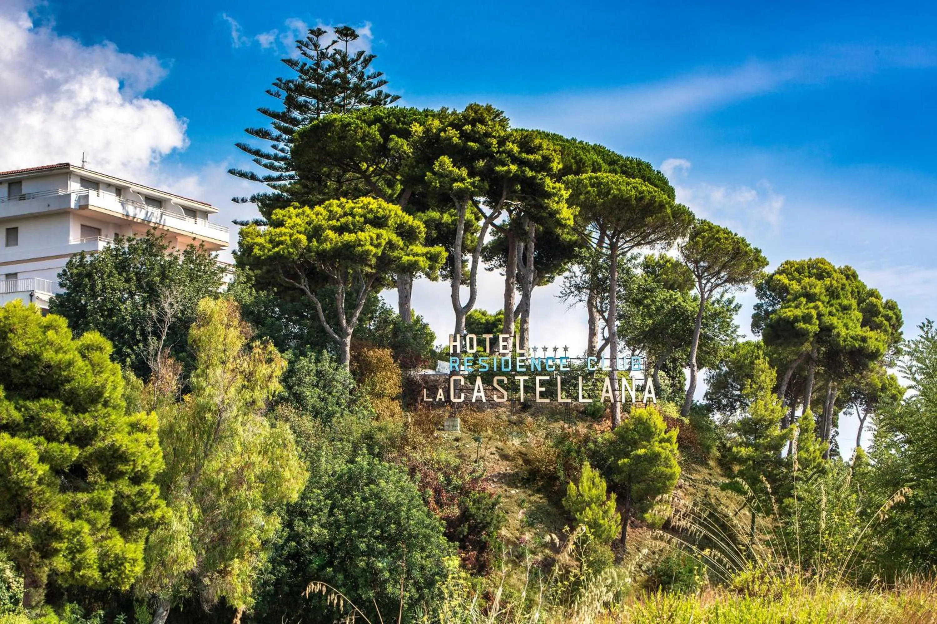 Facade/entrance in Hotel La Castellana