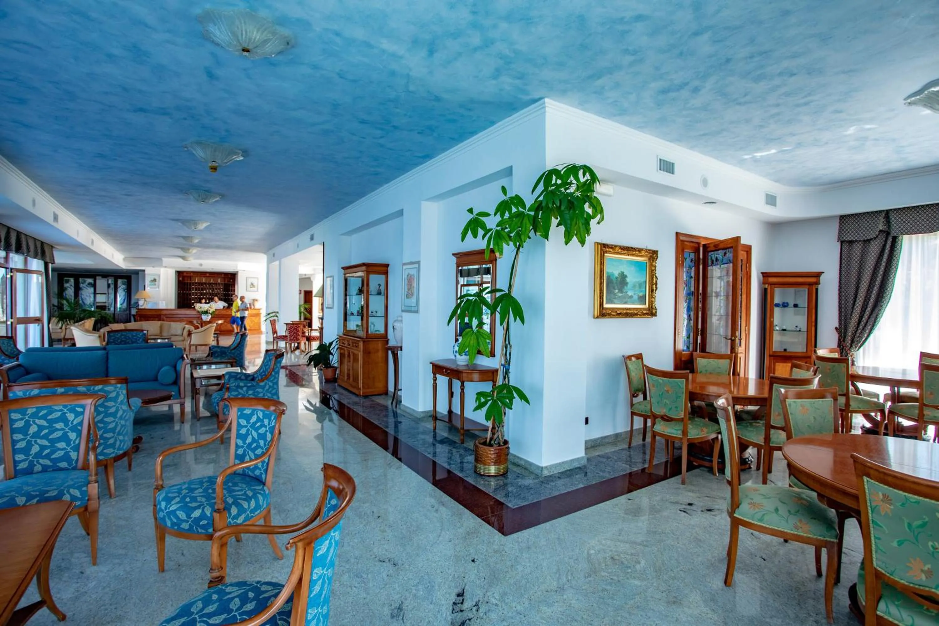 Lounge or bar in Hotel La Castellana