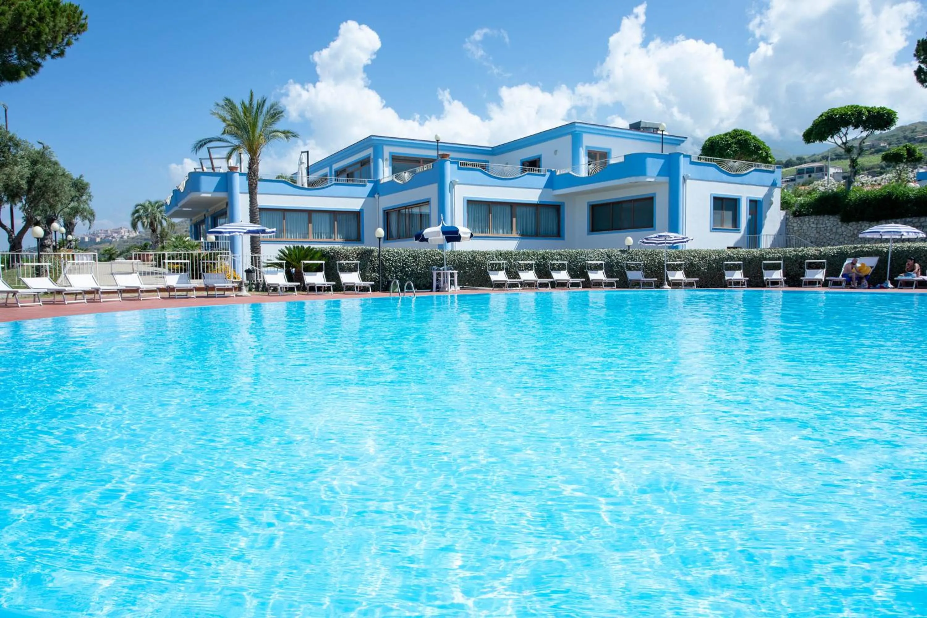 Swimming pool in Hotel La Castellana