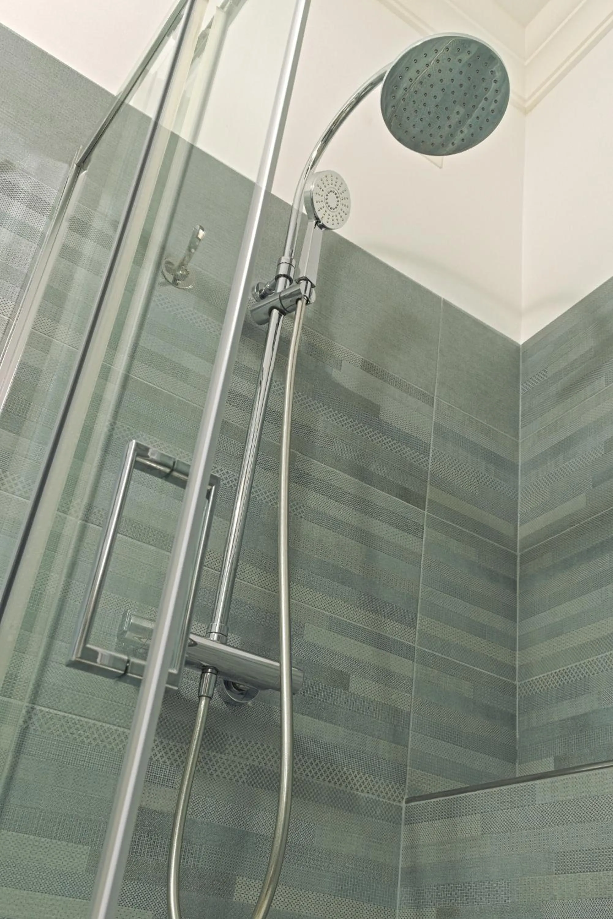 Shower in Antico Borgo B&B